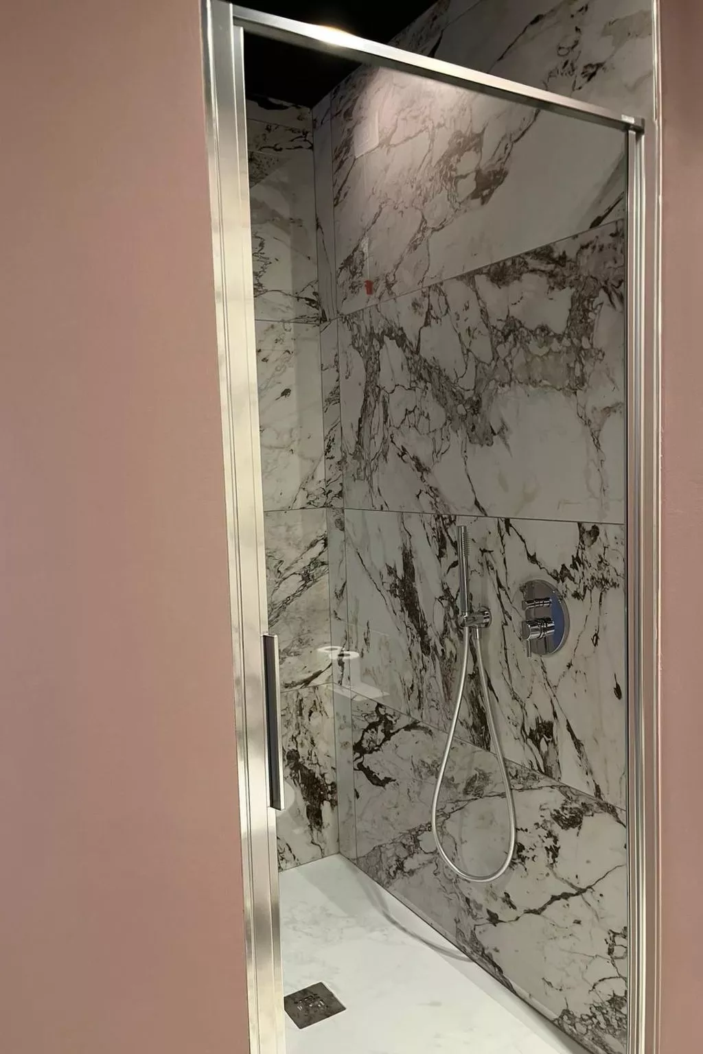 Wohnung 'App Superior' mit privatem Jacuzzi-Binnen