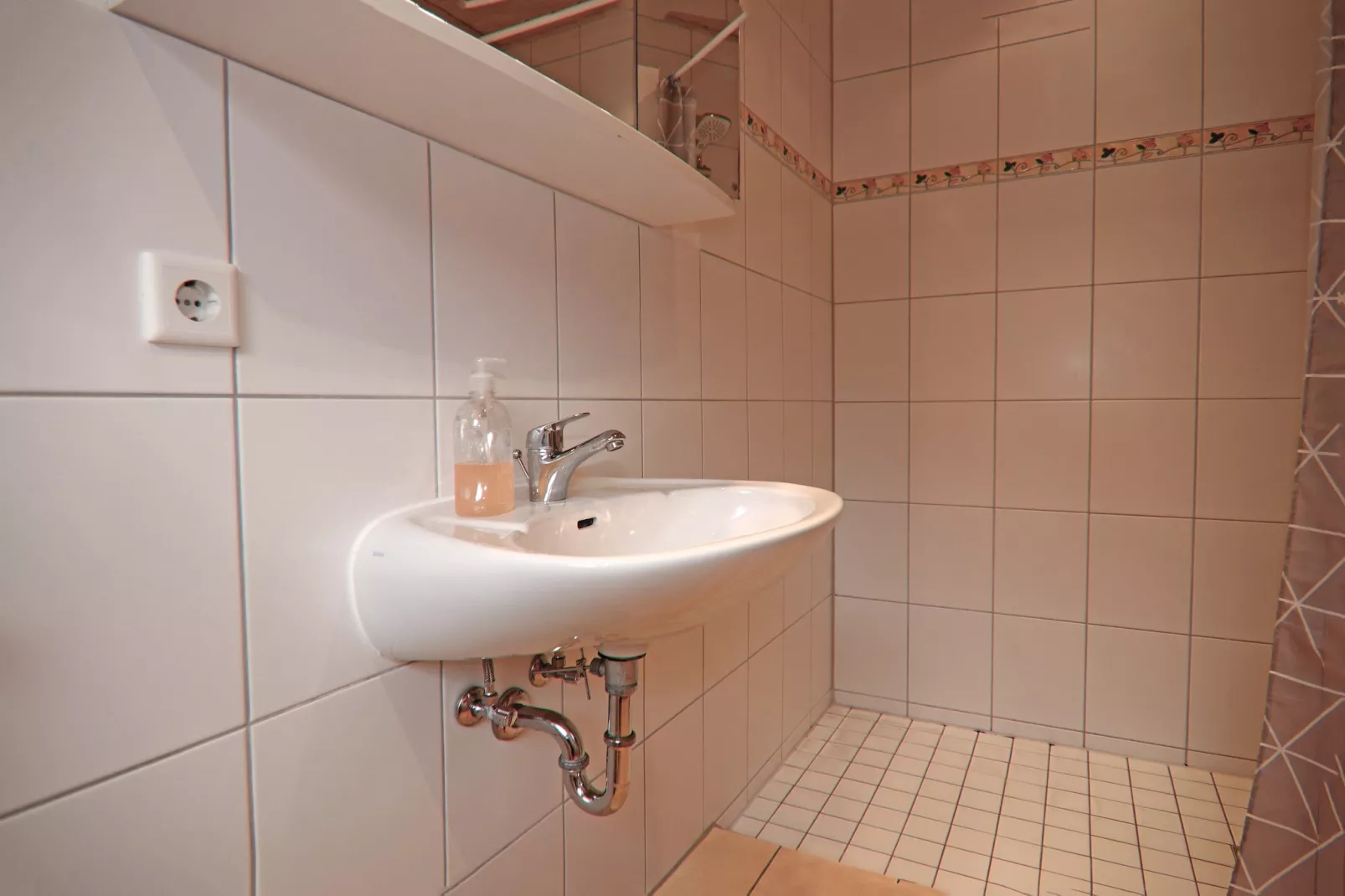 Sonnenblume 136 qm Haus Nr 22-Badkamer