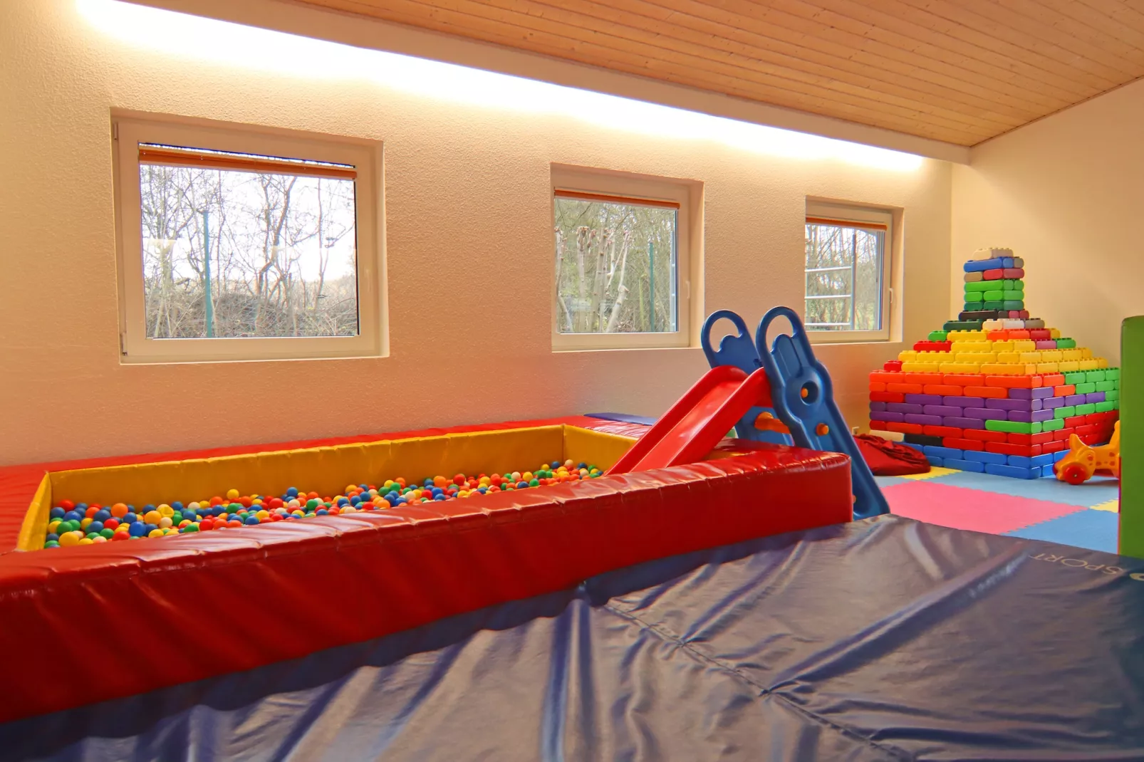Teichrose 108 qm 9 Personen - Haus Nr 22B - Recreatieruimte