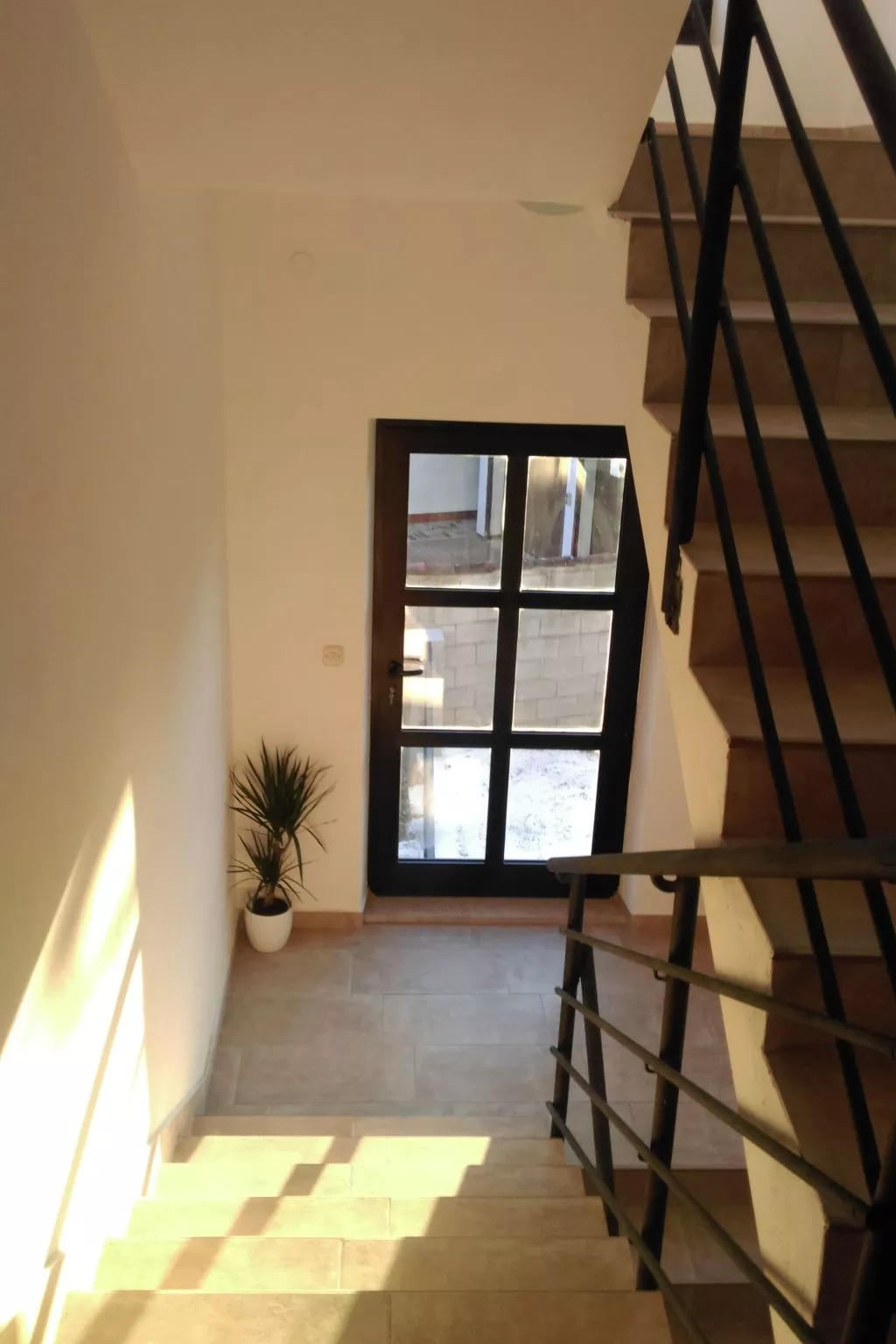 Apartment mit drei Schlafzimmern und Meerblick-Image-tags.info