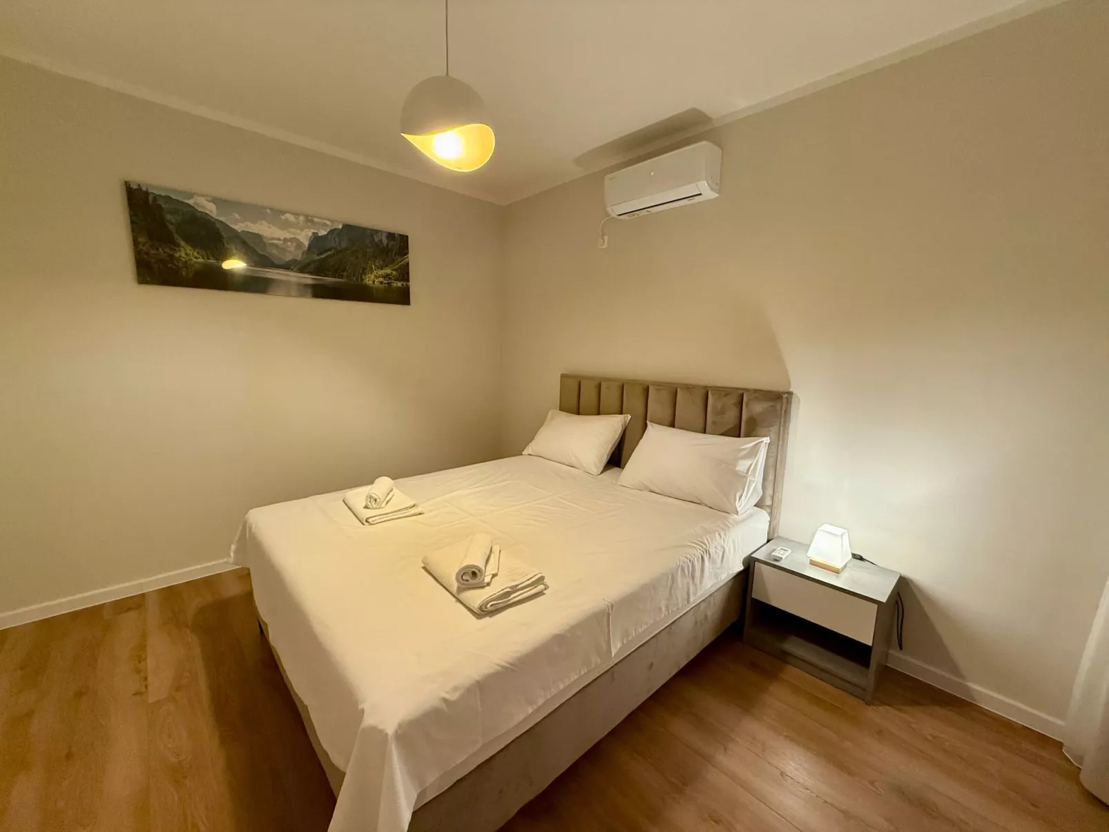 Schöne moderne Villa v-Binnen