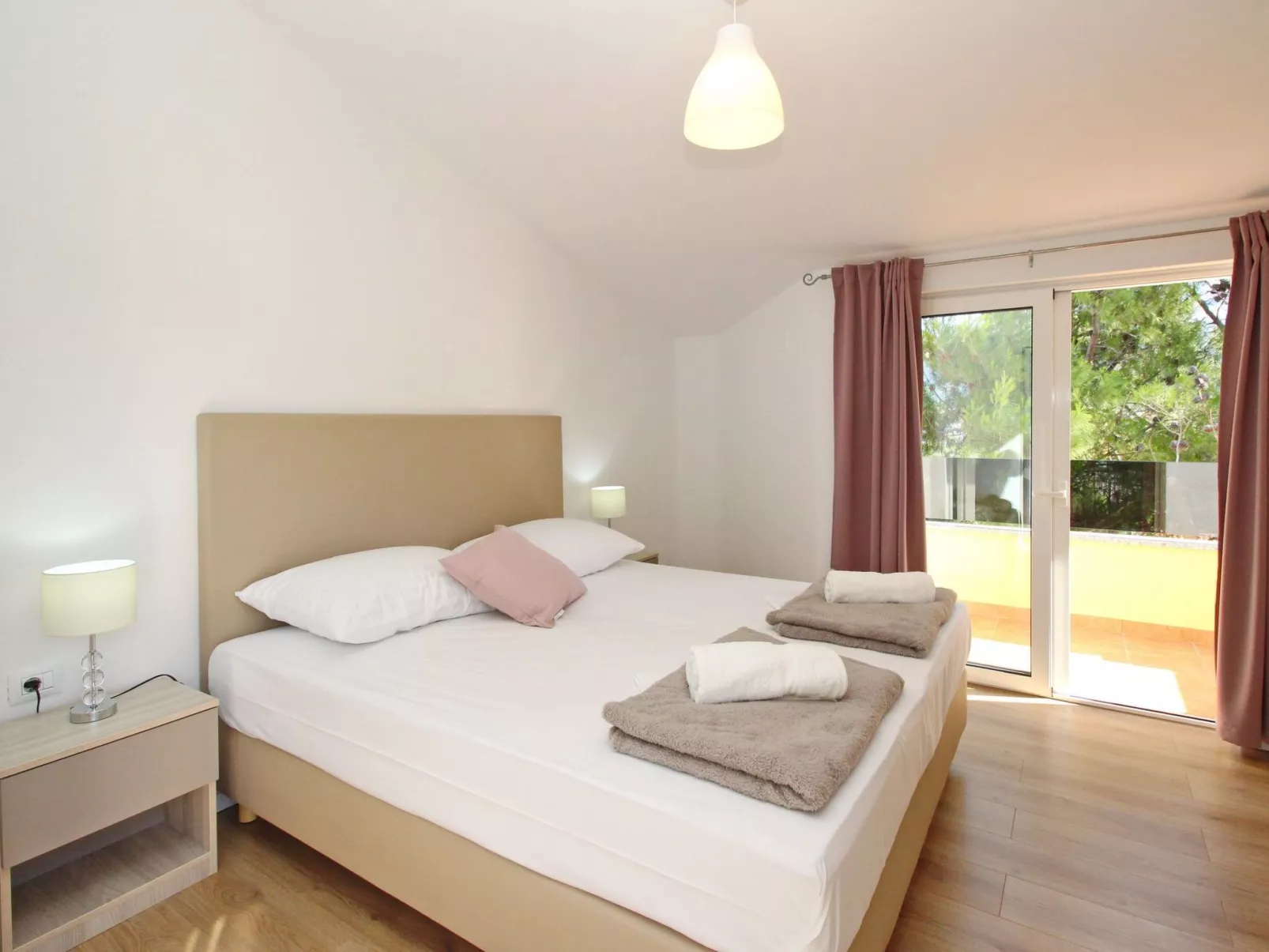 In Baška mit Eigenem Balkon-Binnen