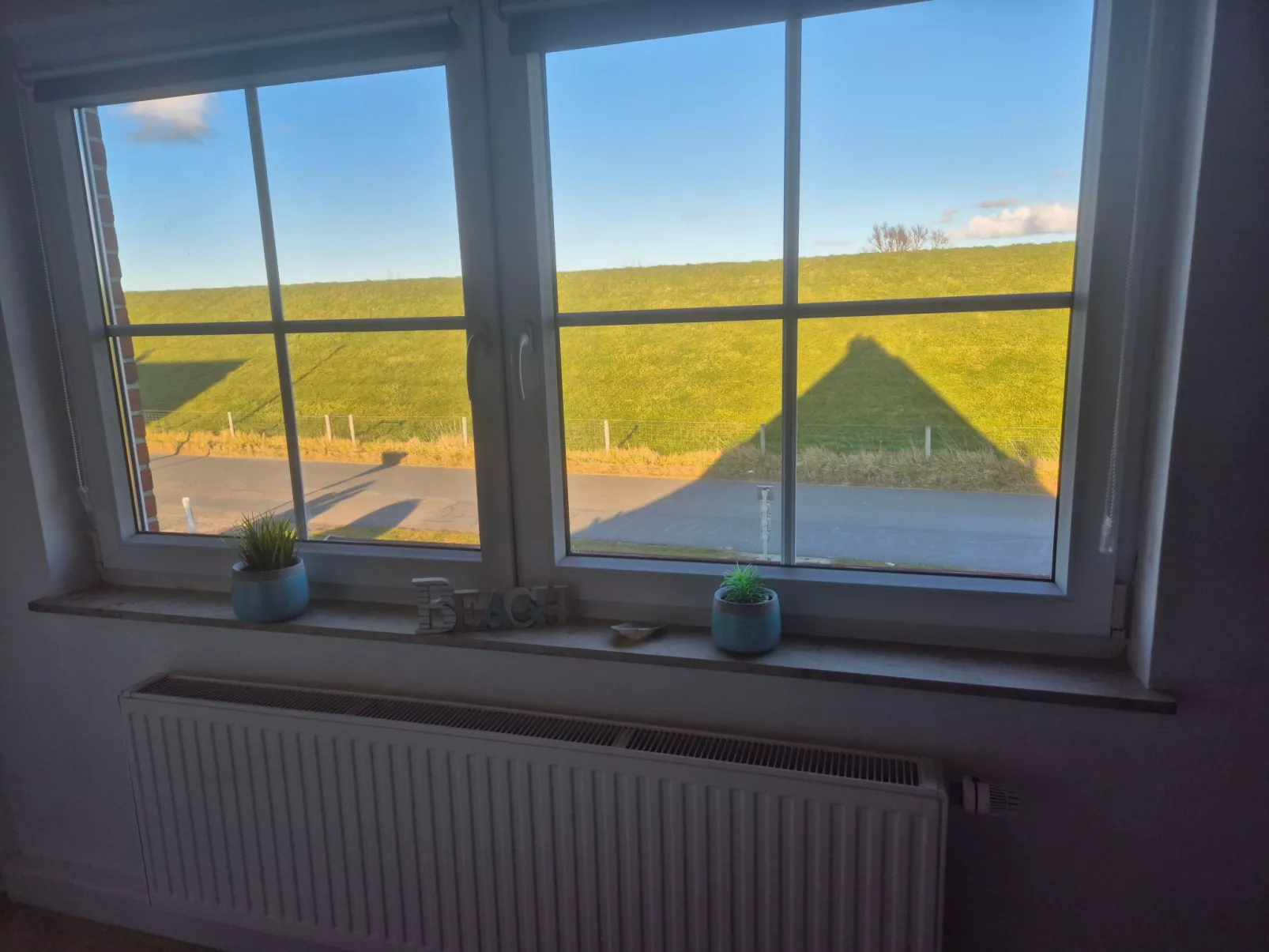 Mit Wintergarten und Garten am Deich - Buiten