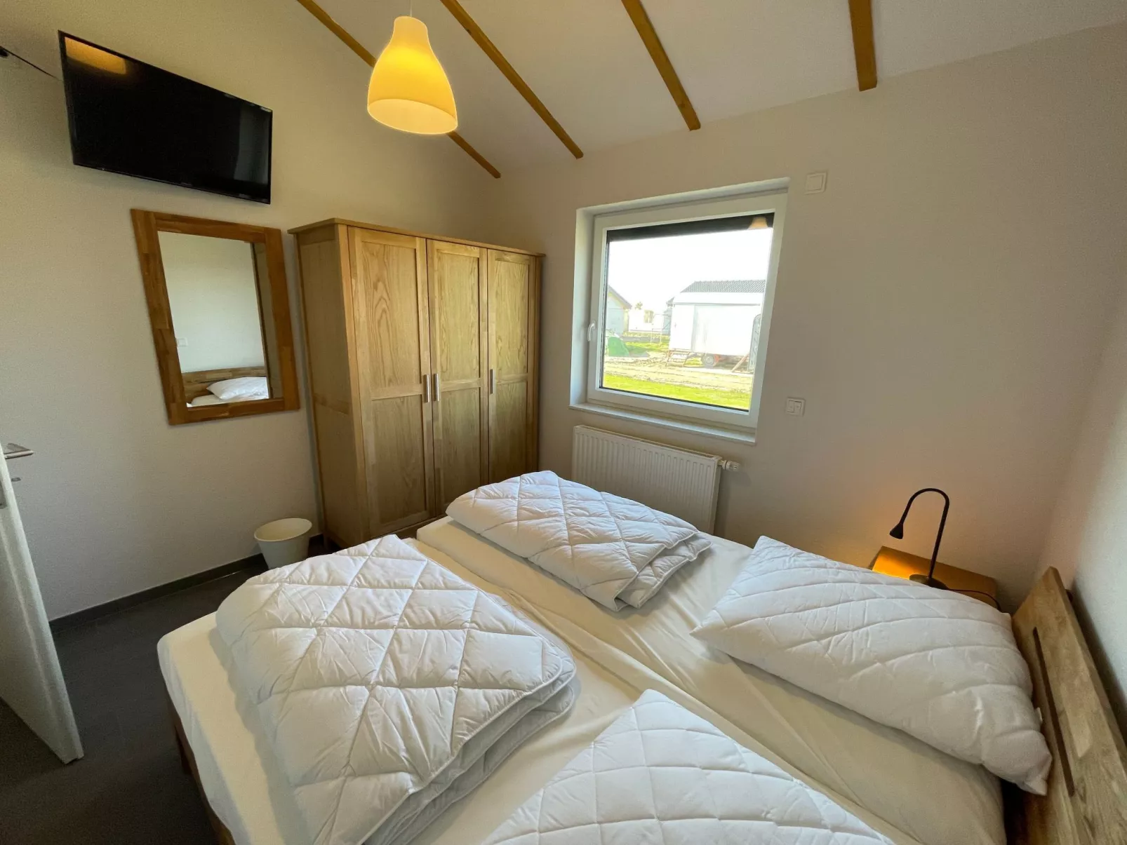 G11 Eingezäuntes Neubau-Haus in Eckwarderhörne-Binnen