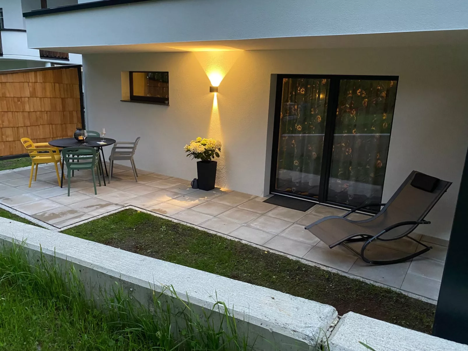 Appartement in Schönwies mit Garten und Terrasse-Buiten