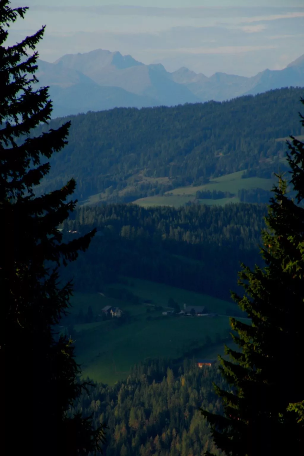 Modernes Ferienhaus in Granitzen mit Grill-Buiten