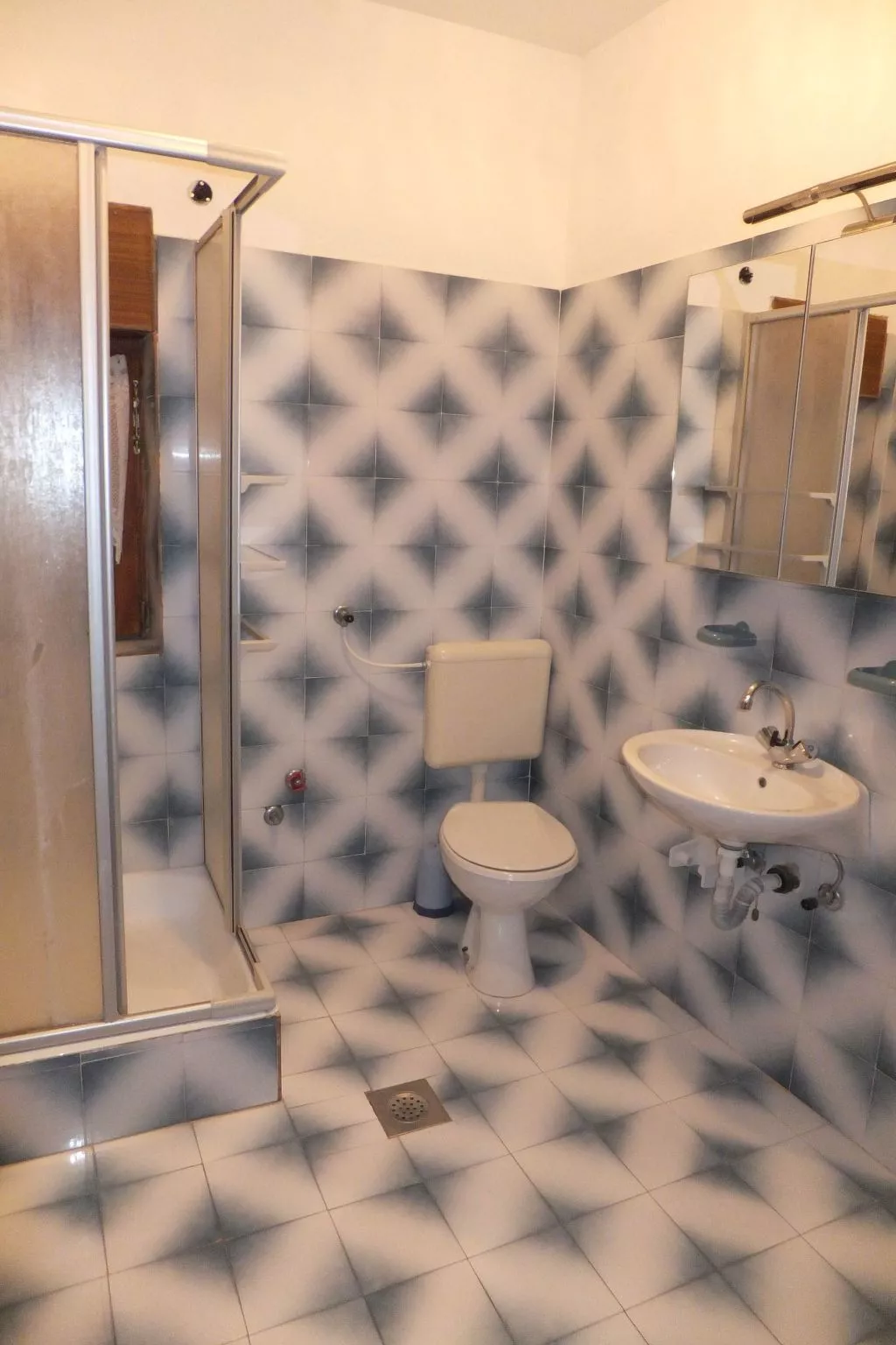 "Appartement 3"-Image-tags.info