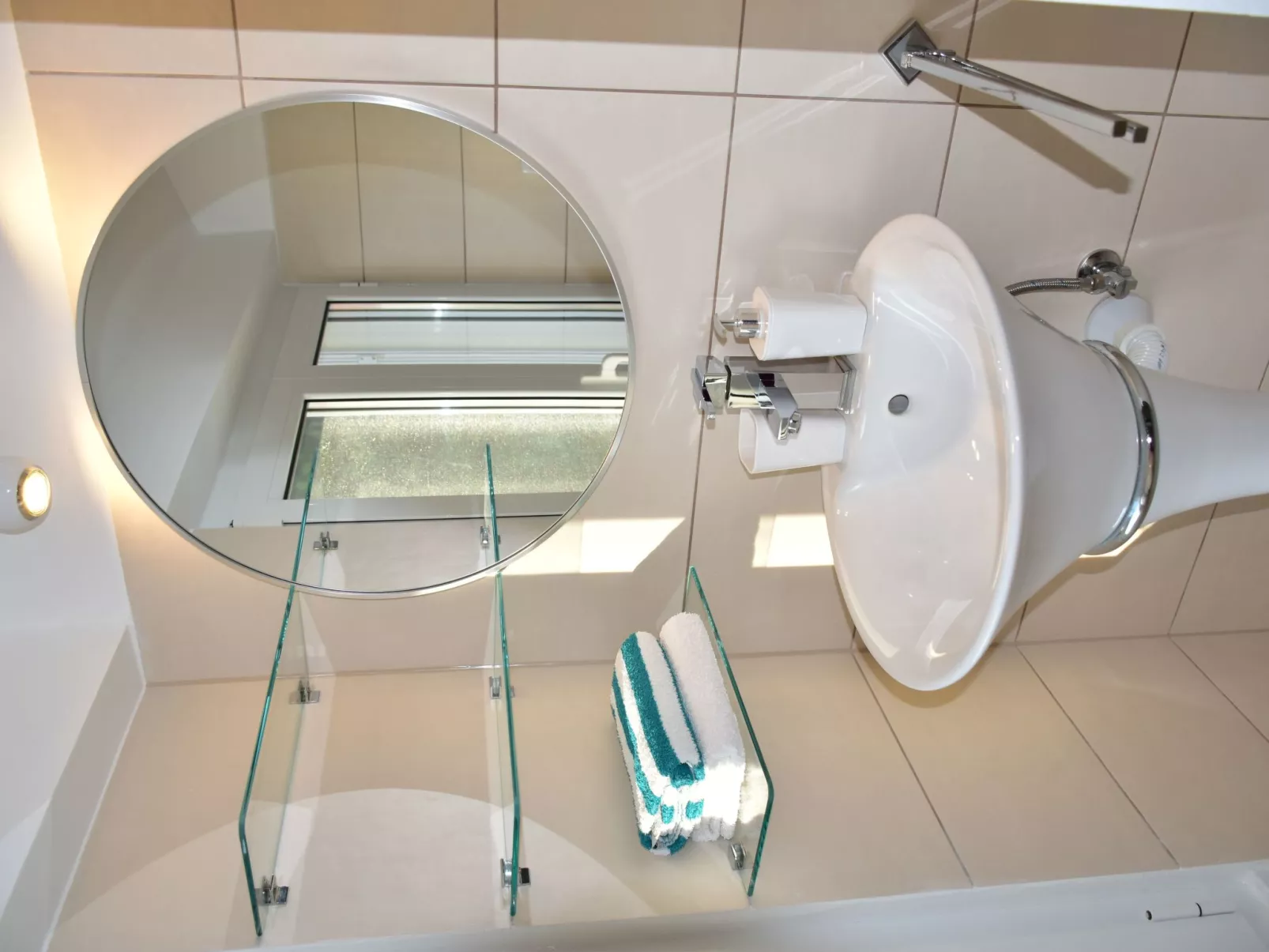 Mit Blick auf das Wasser-Binnen