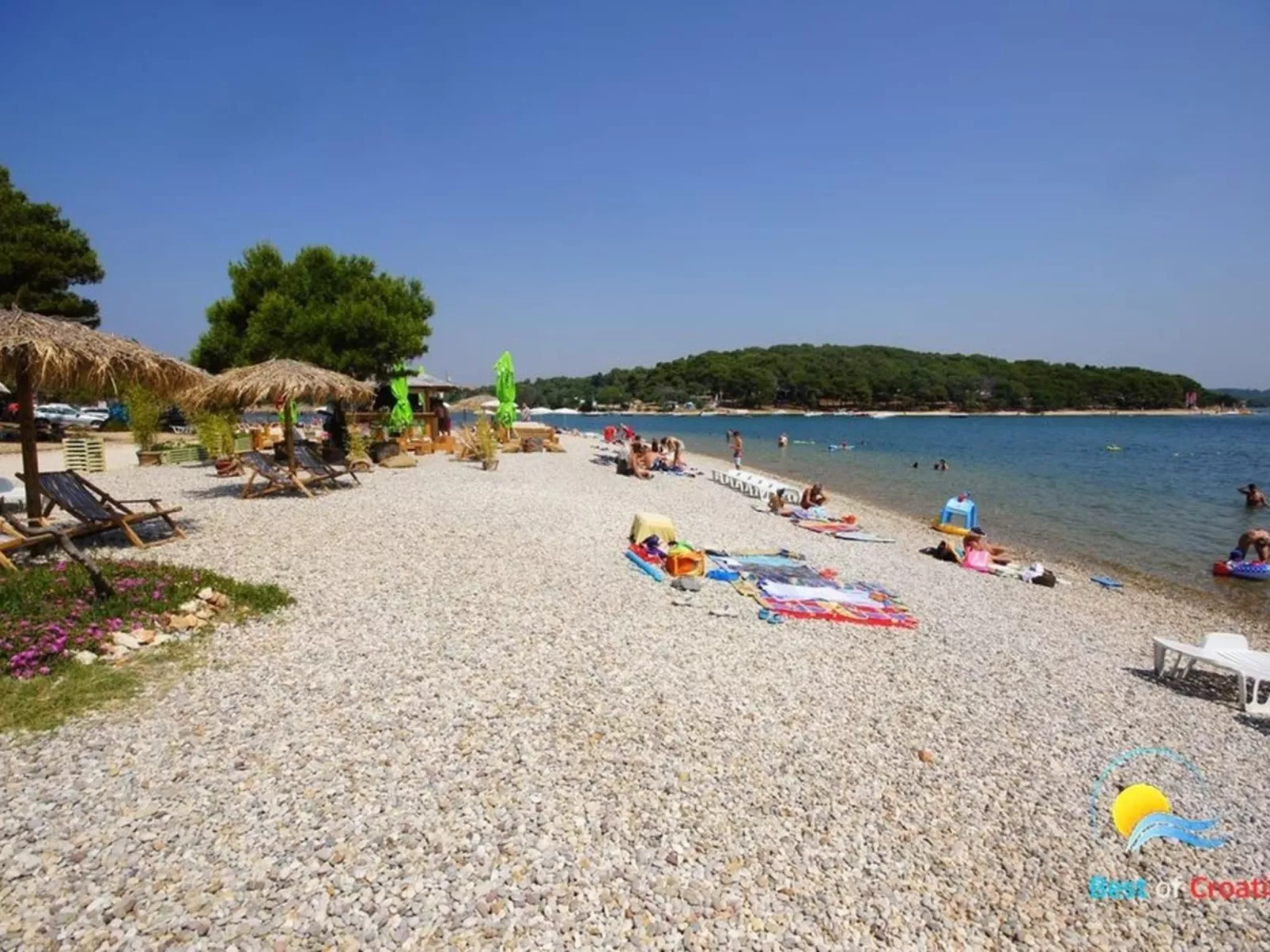 Villa LETICIJA - Luxusvilla mit beheiztem Pool, Sauna, Fitness & Grillplatz in-Image-tags.info