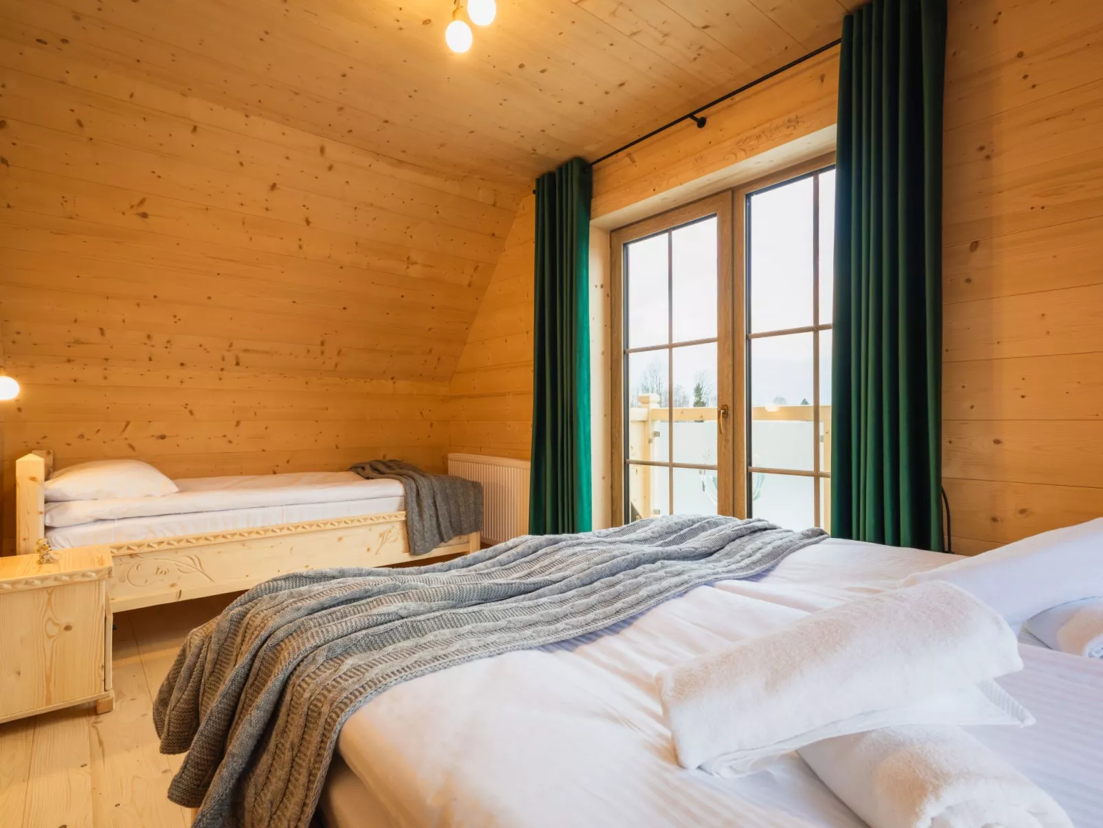 Krokus Tal Dorf unter der Tatra-Binnen