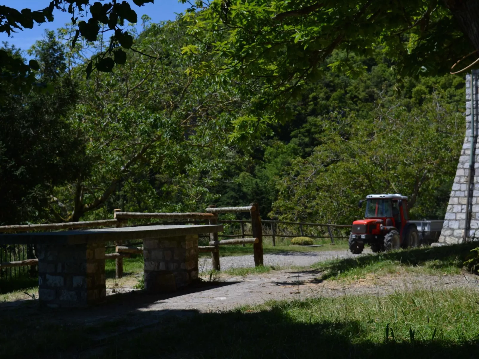 Appartement in Castiglione Chiavarese mit Garten-Buiten