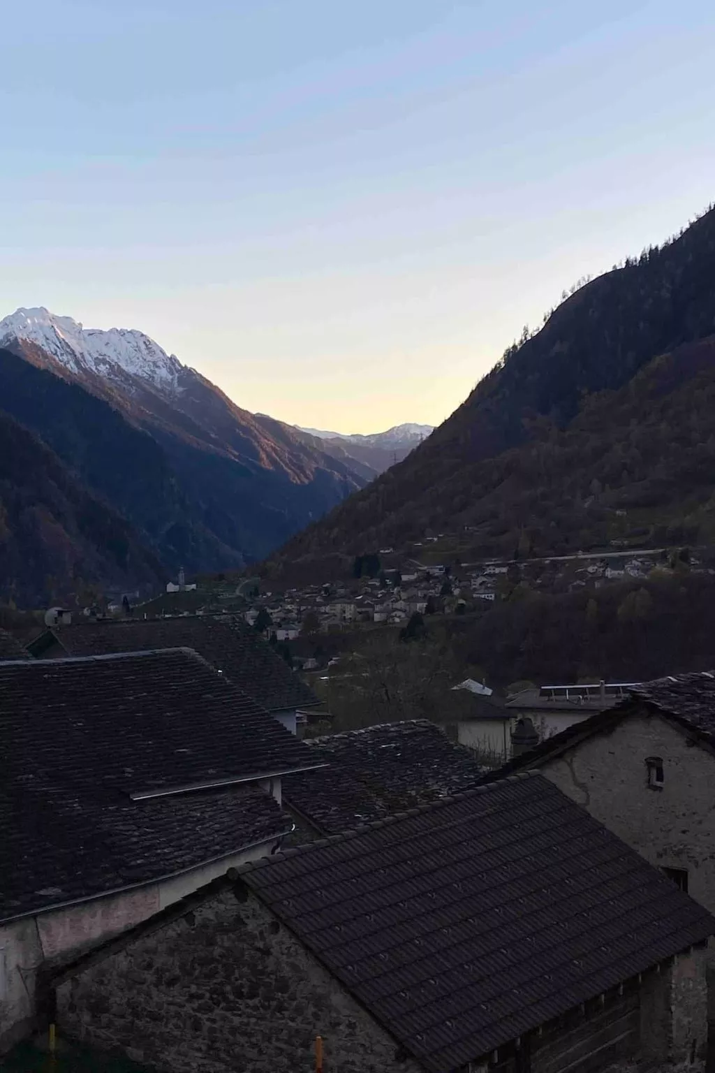 Waterfall House-Image-tags.info