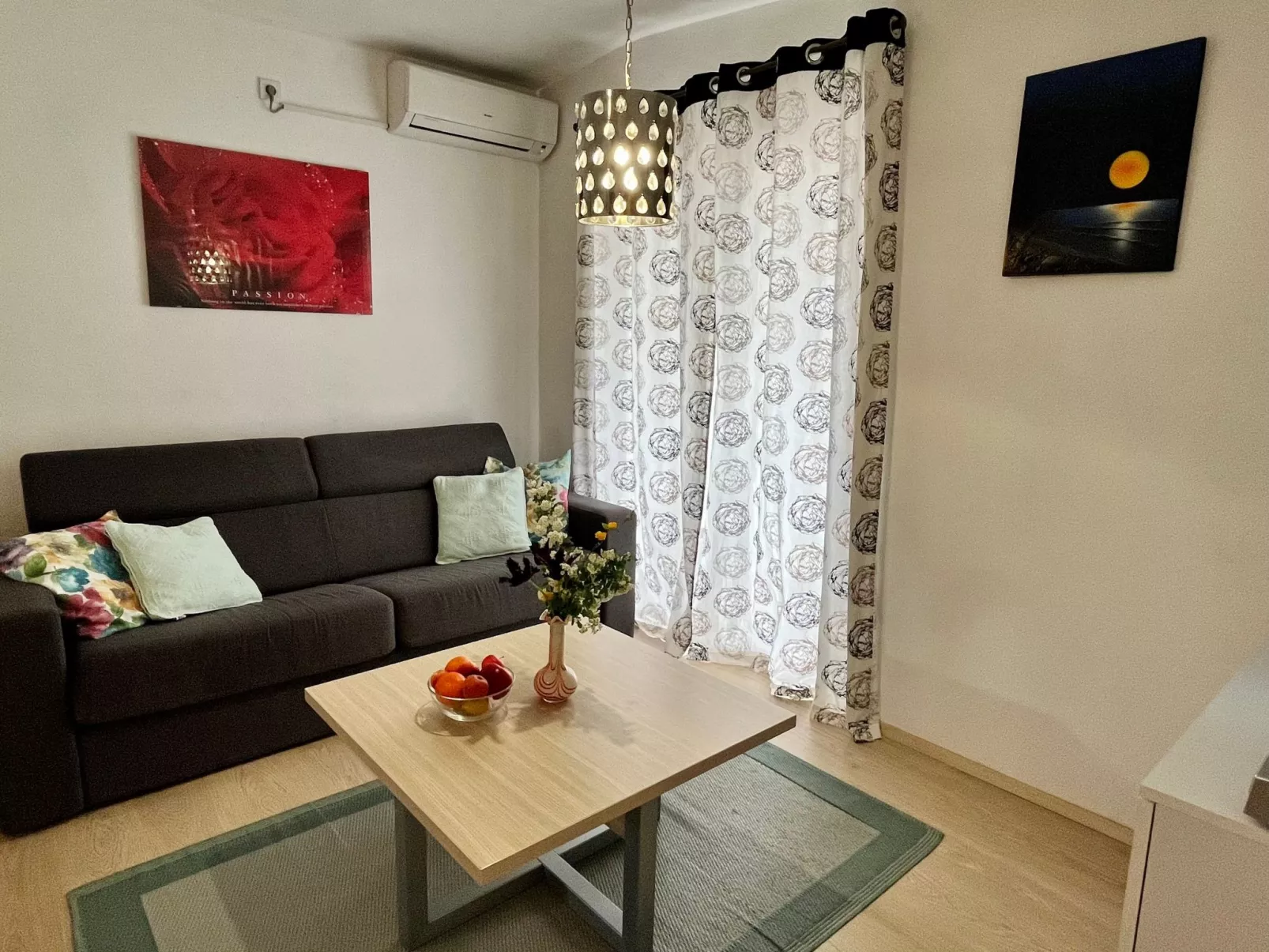 Stela in Karin Gornji-Image-tags.info