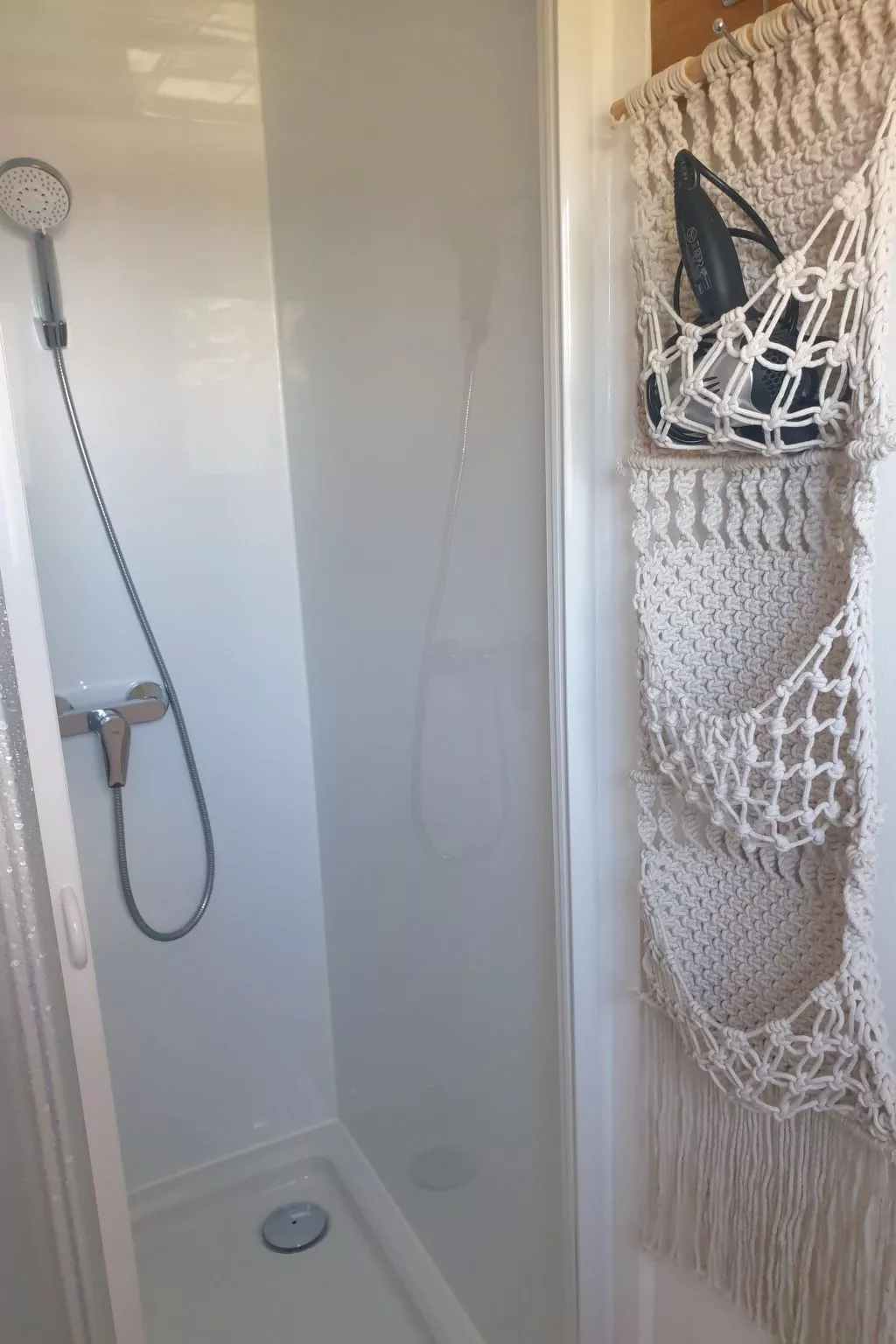 Haus Laura, Radslav-Buiten