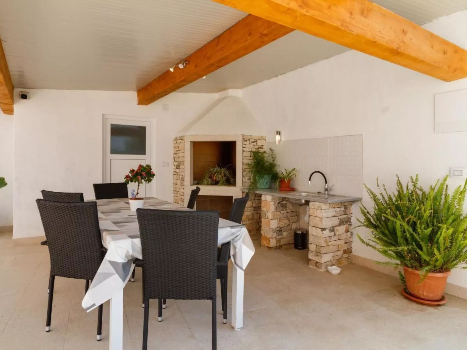 Neues Ferienhaus Nina in der Nähe von Rovinj-Image-tags.info