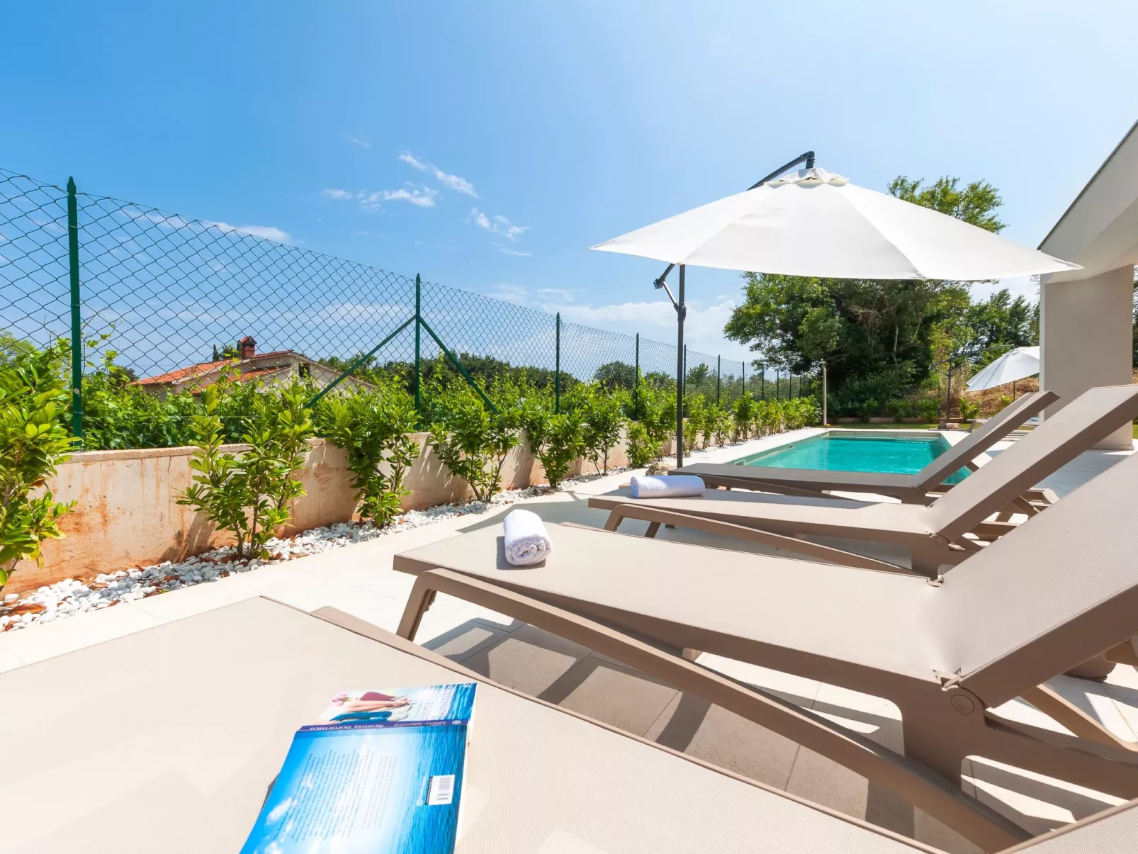 Echo villa, Istra, Pool Jacuzzi, BBQ, Haustierfreundlich-Buiten