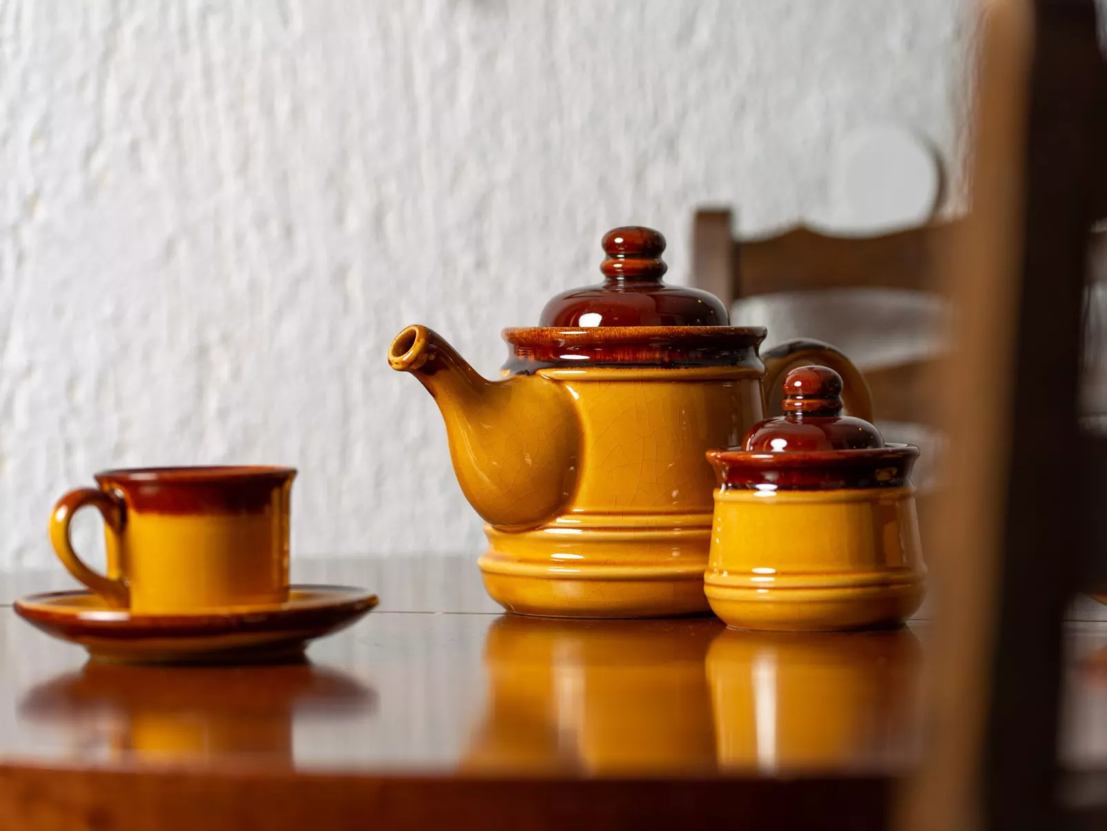 Mit großem Garten und Pool-Buiten