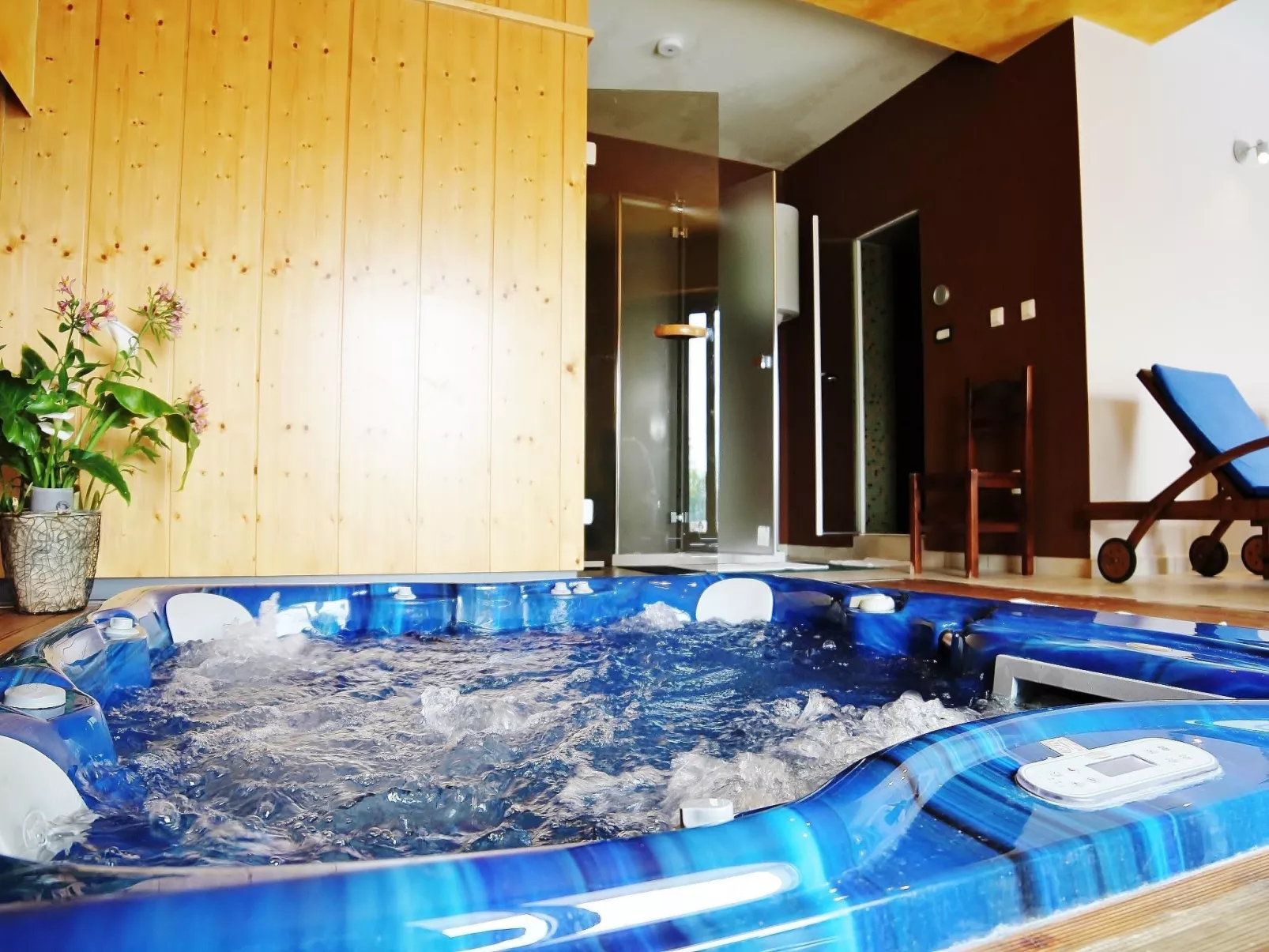 In Barat mit privatem Pool-Binnen