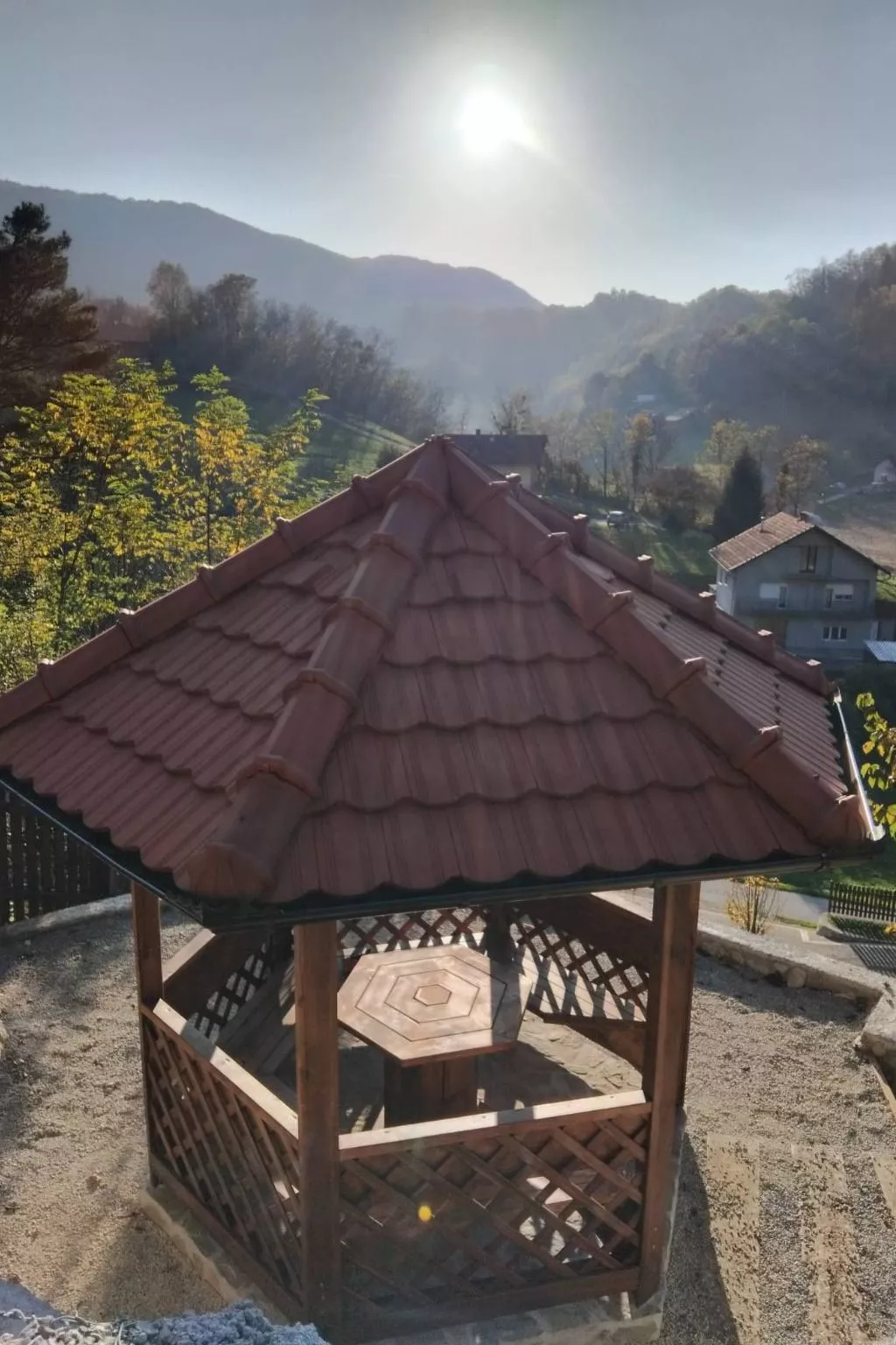 Für 4 Personen und 1 Kind in Tuhelj, Nordkroatien-Buiten