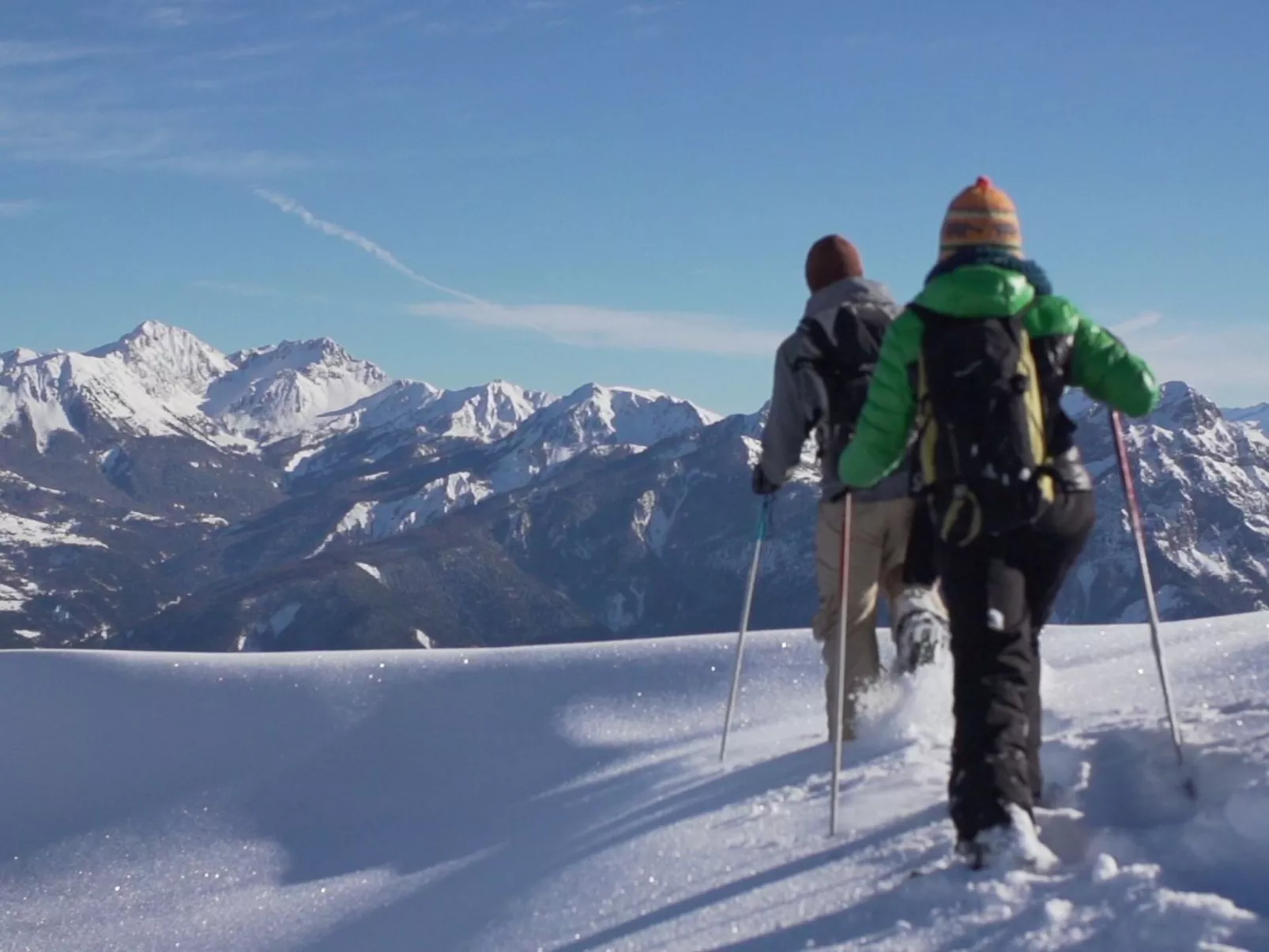 Gemütliches Chalet am Ufer des Sees von Serre-Ponçon-Buiten