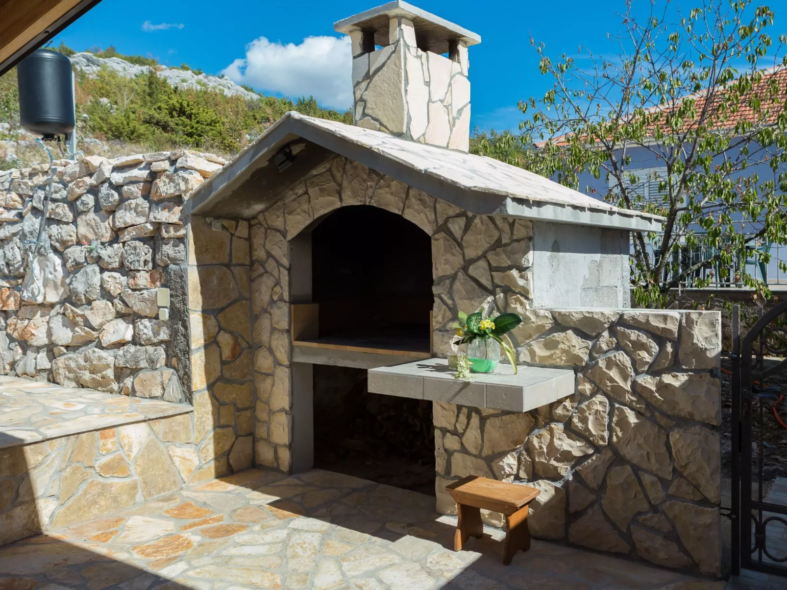 Villa Stara Kula-Buiten