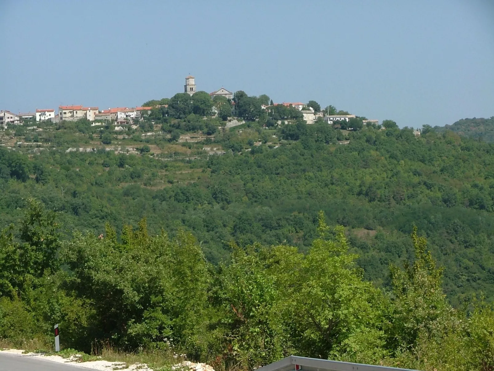 Landgut "Fragola" mit Blick auf die Berge-Image-tags.info