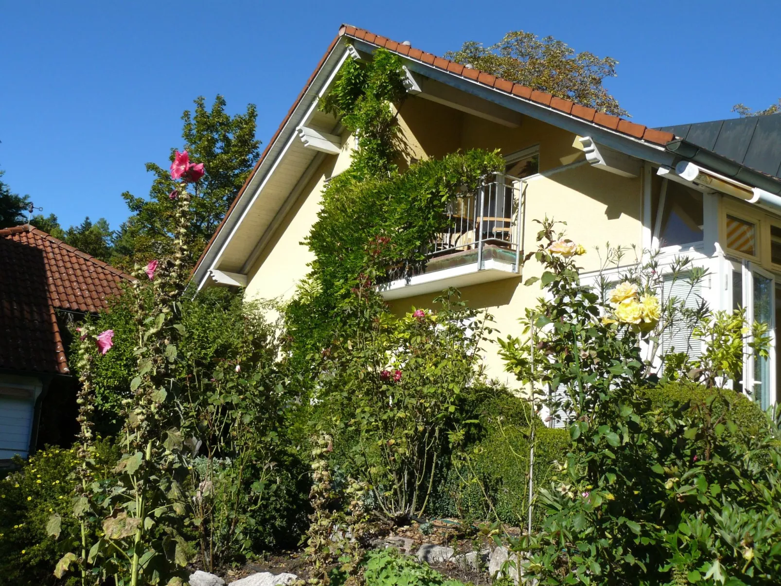 Haus Ahorn Ferienwohnung-Buiten