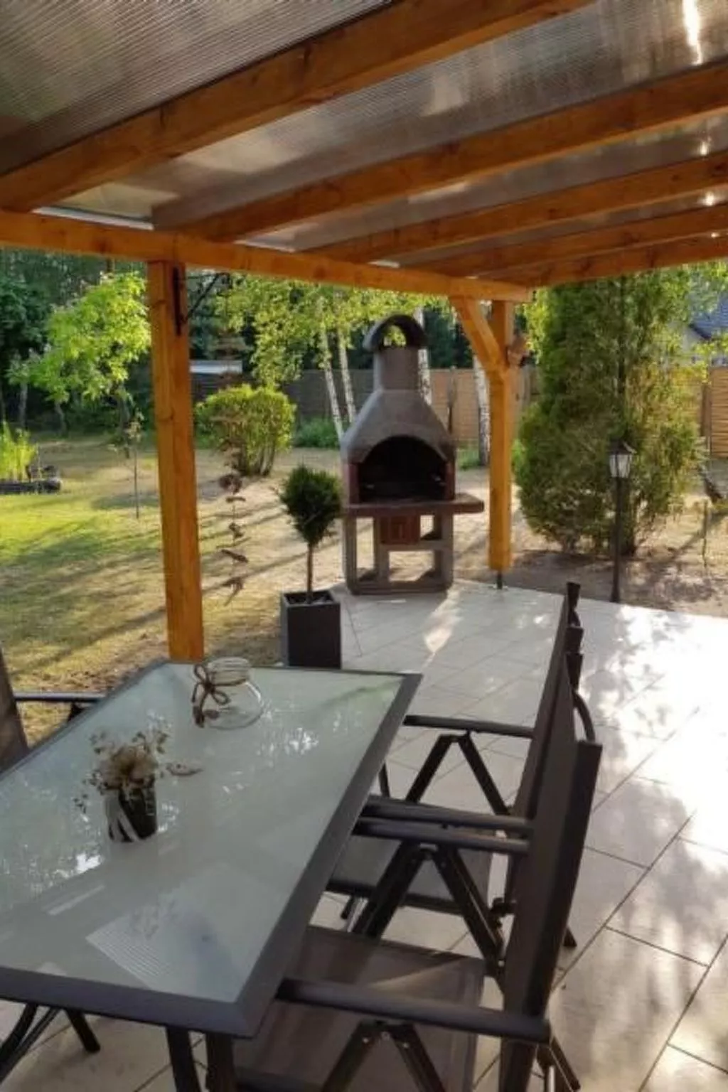 "Alina" mit Garten zum entspannen-Buiten