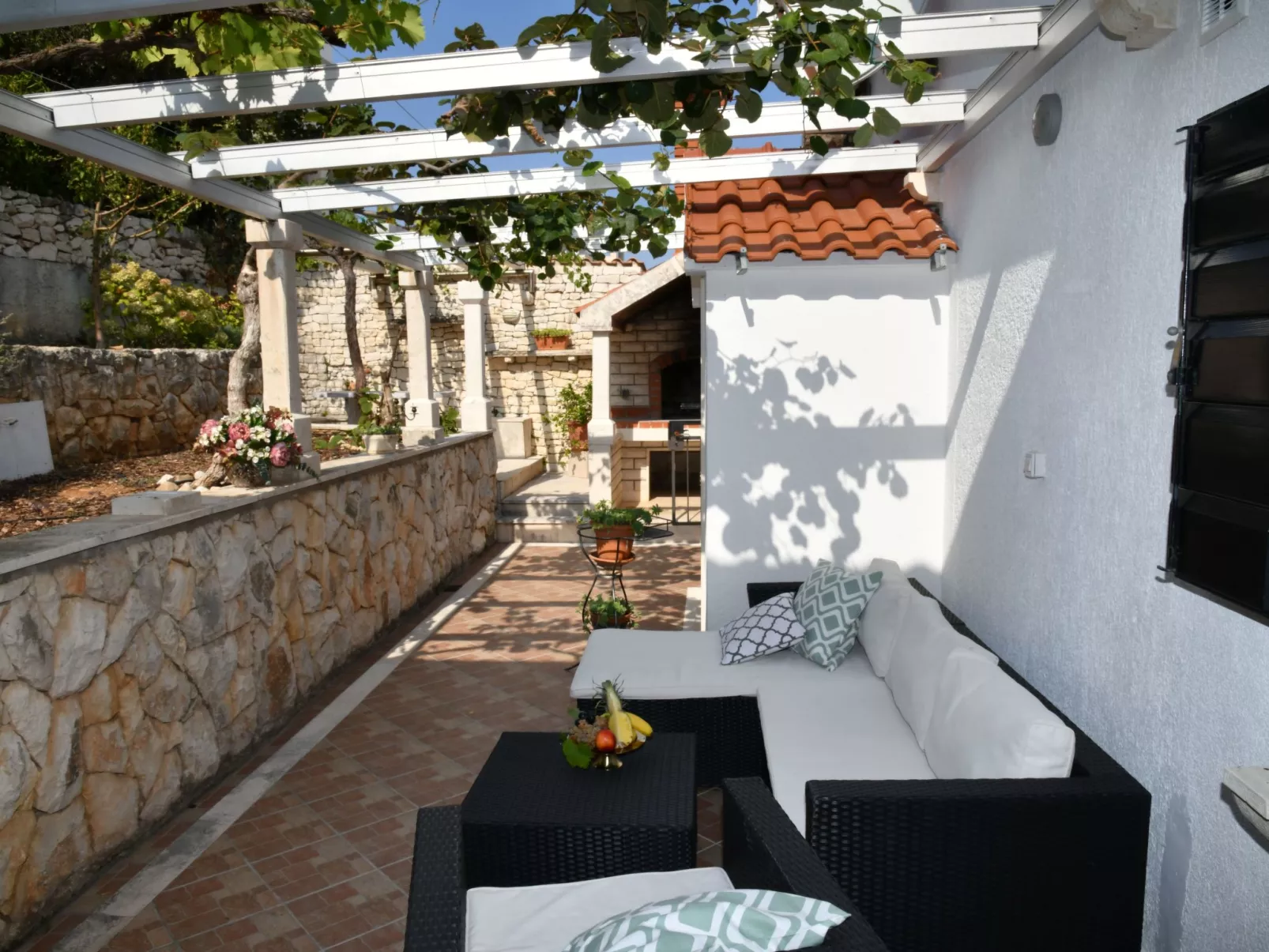 Ferienvilla in ruhiger Lage mit Pool-Binnen