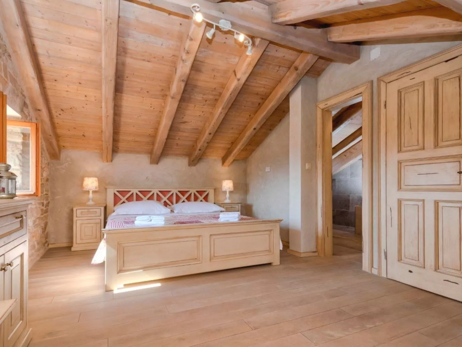 Villa Aristea bestehend aus drei Häusern-Binnen