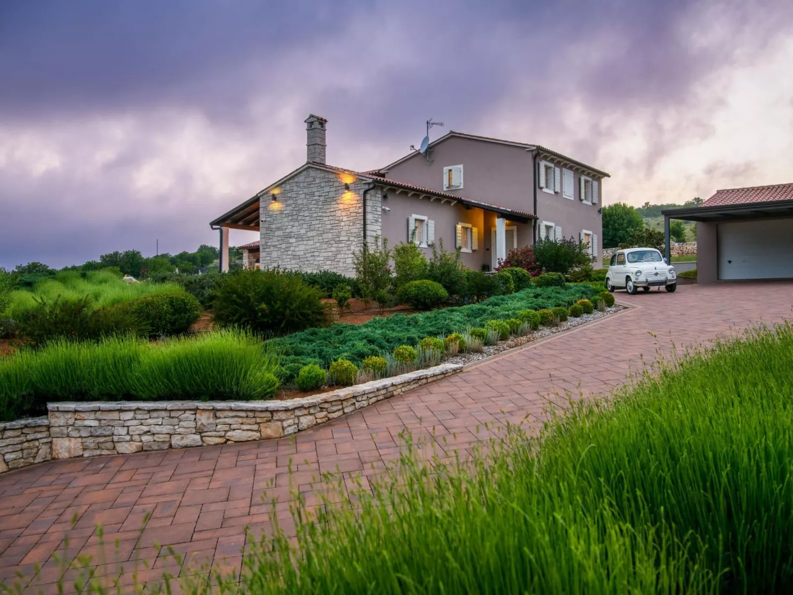 Heritage Villa Lilly-Image-tags.info