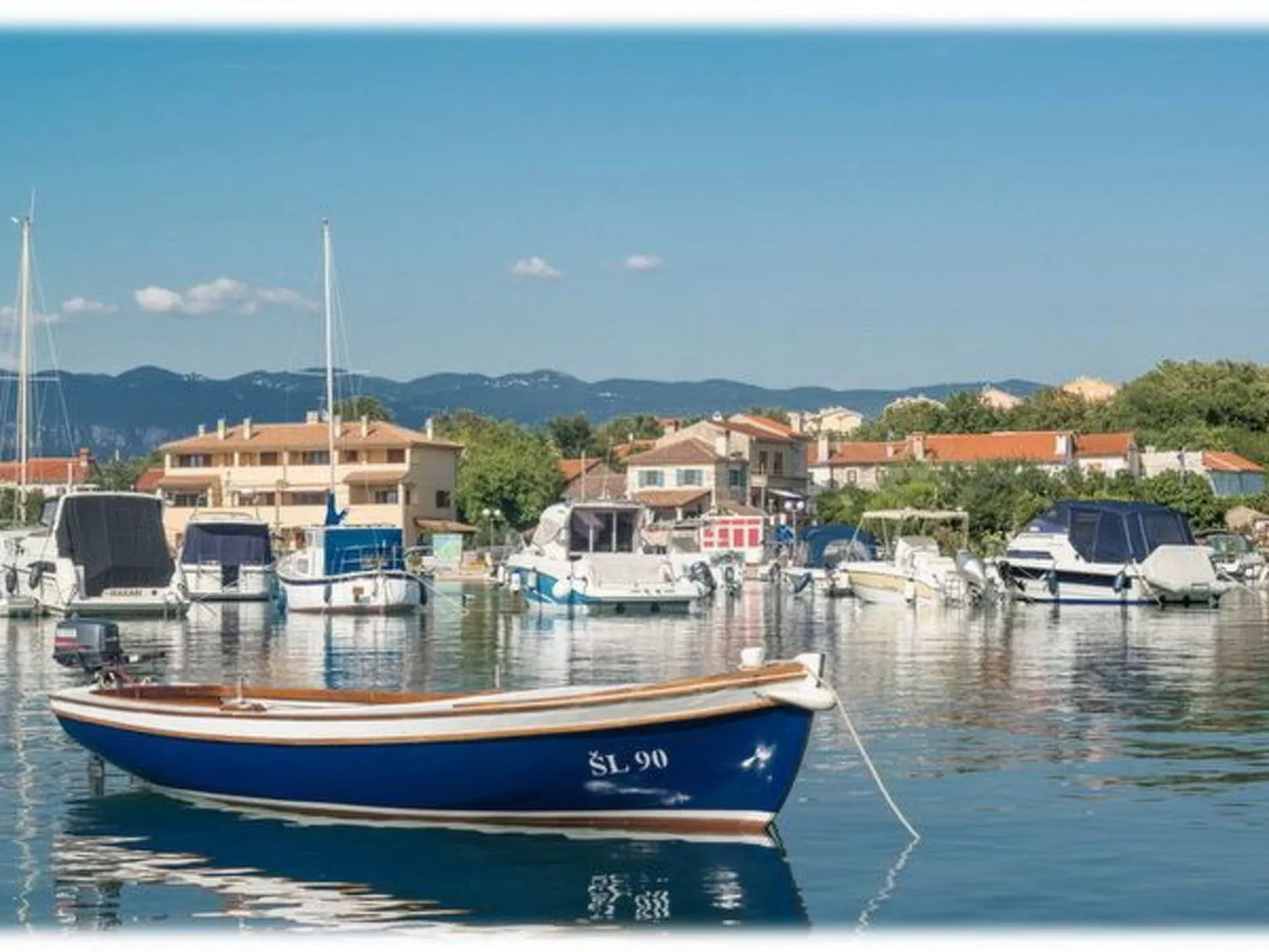 Große Wohnung in Klimno mit Möbliertem Balkon-Image-tags.info