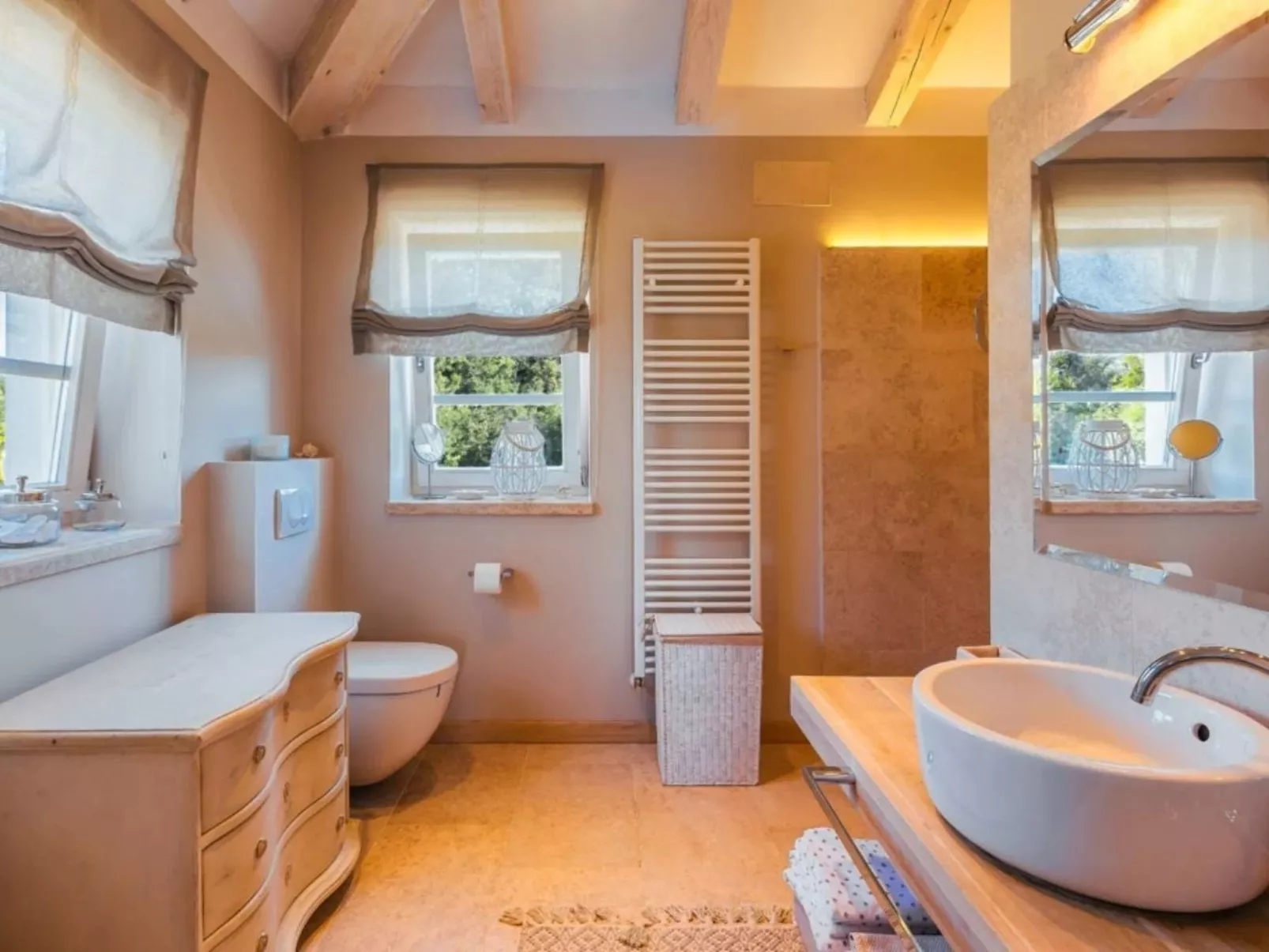 Villa Arabela mit 4 Schlafzimmern, in der Nähe von Porec-Binnen