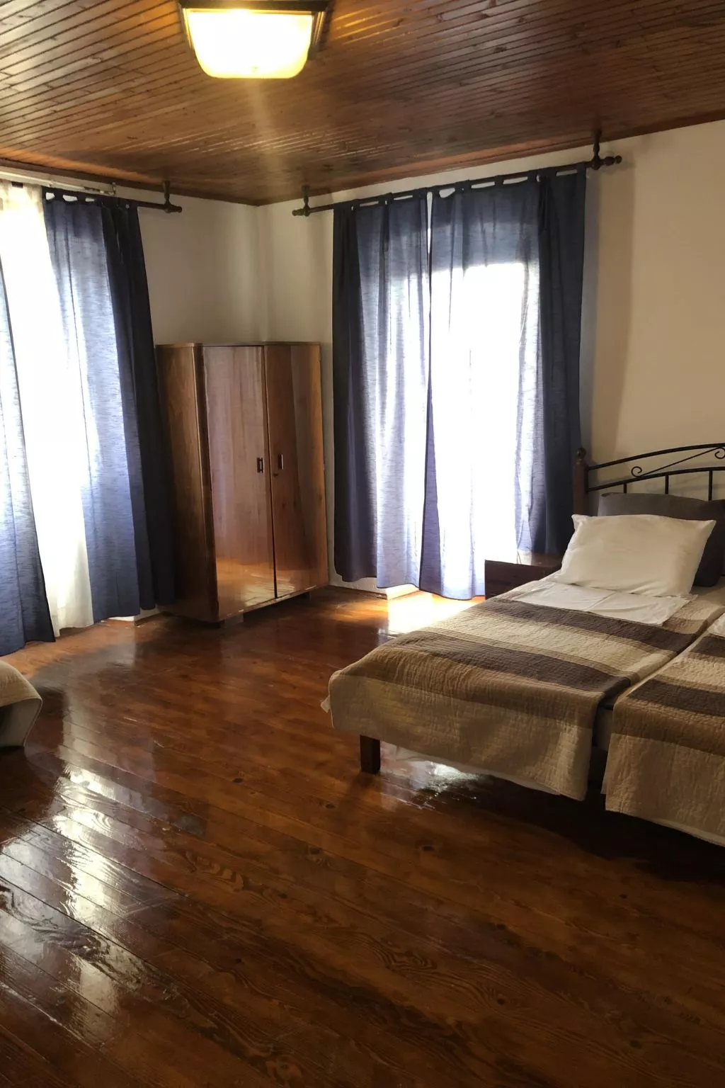 Mit Kamin in der Stadt Roc-Binnen