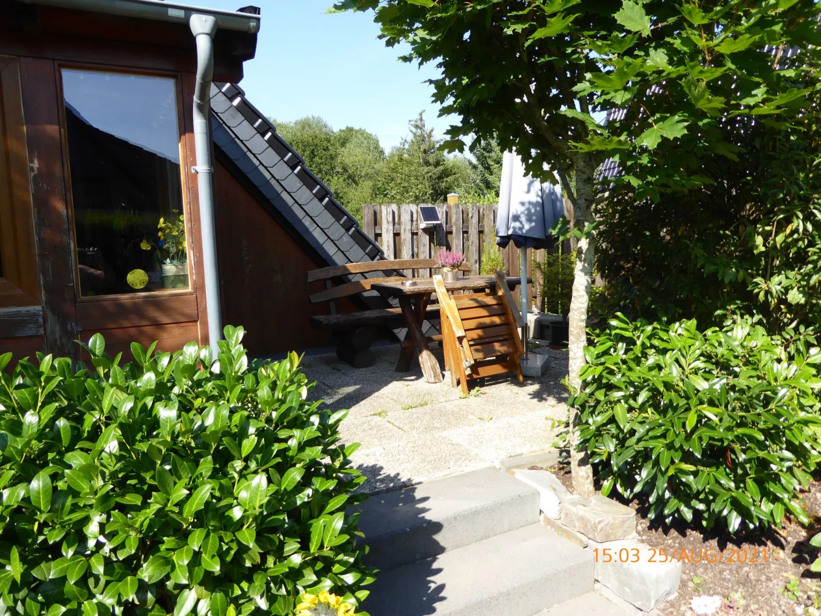 Eifelwaldhäuschen-Buiten