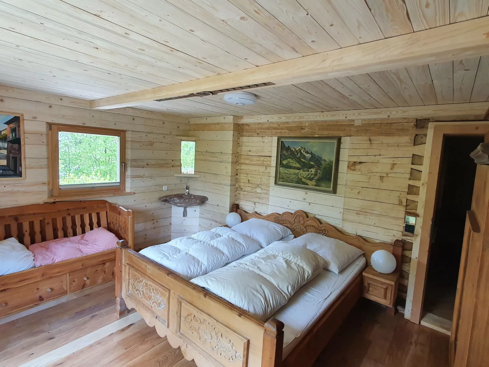 Chalet Waldegg-Binnen