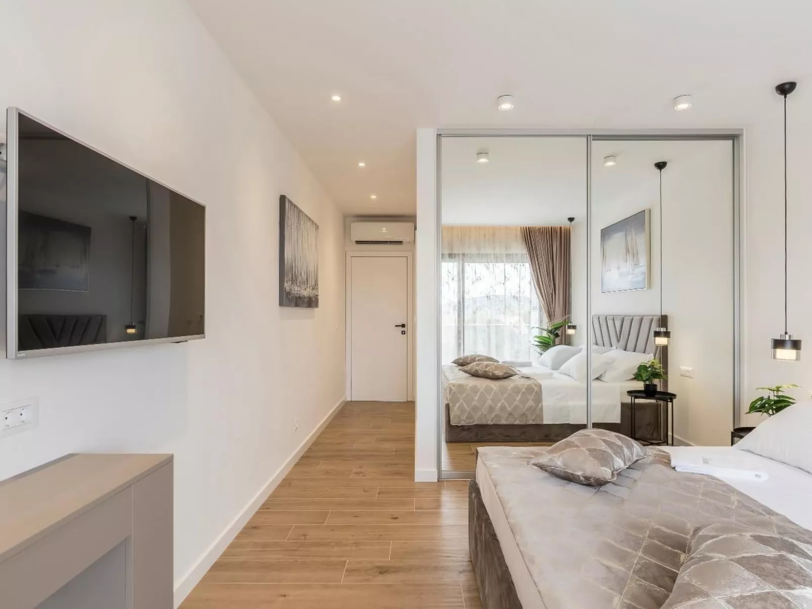 Villa Diana, modern gestaltet, in Dograde-Binnen