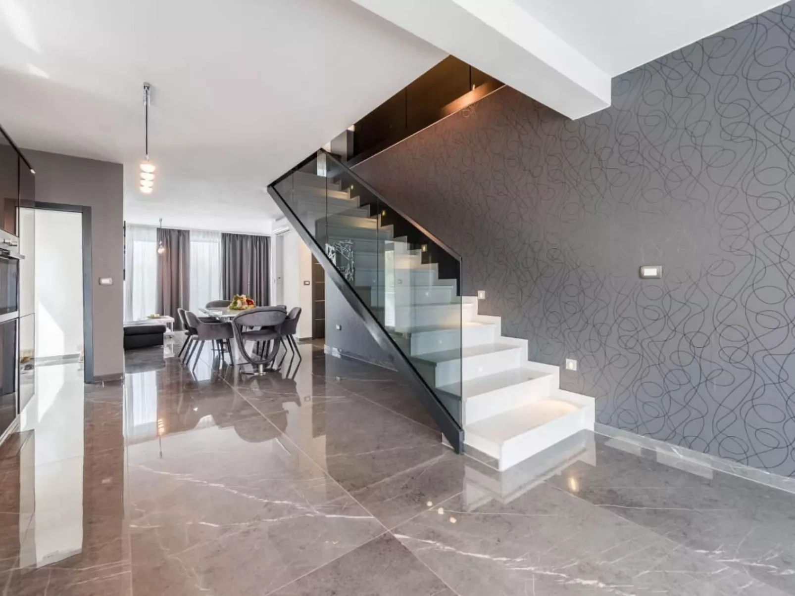 Villa Sandy Bay in Vodice-Image-tags.info