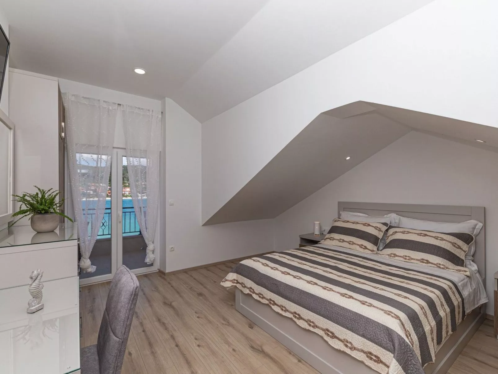 Steinvilla am Strand Nina - EOS CROATIA-Binnen