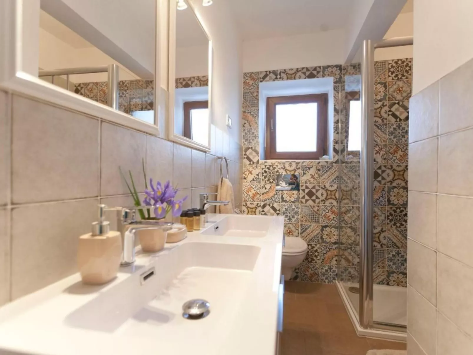 Wohnung "Viola Marija" mit Terrasse-Binnen