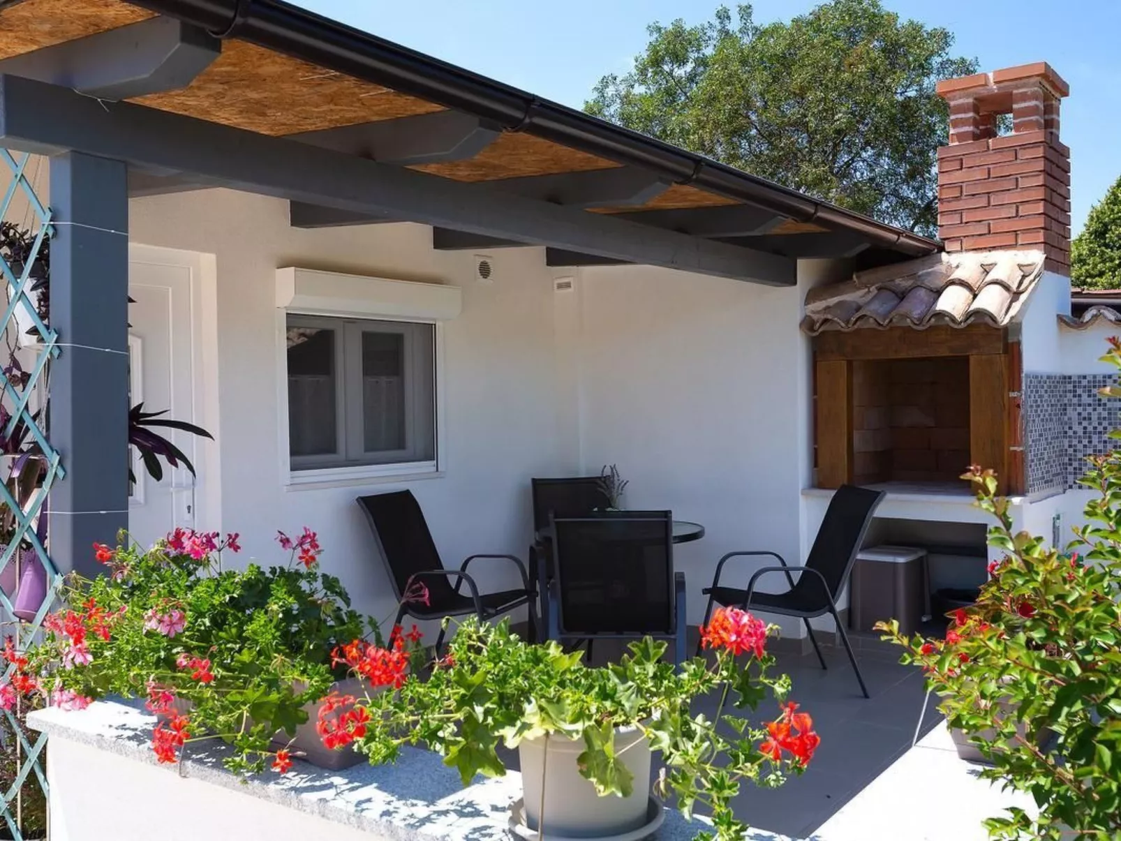 Schönes Ferienhaus in Sikici-Buiten