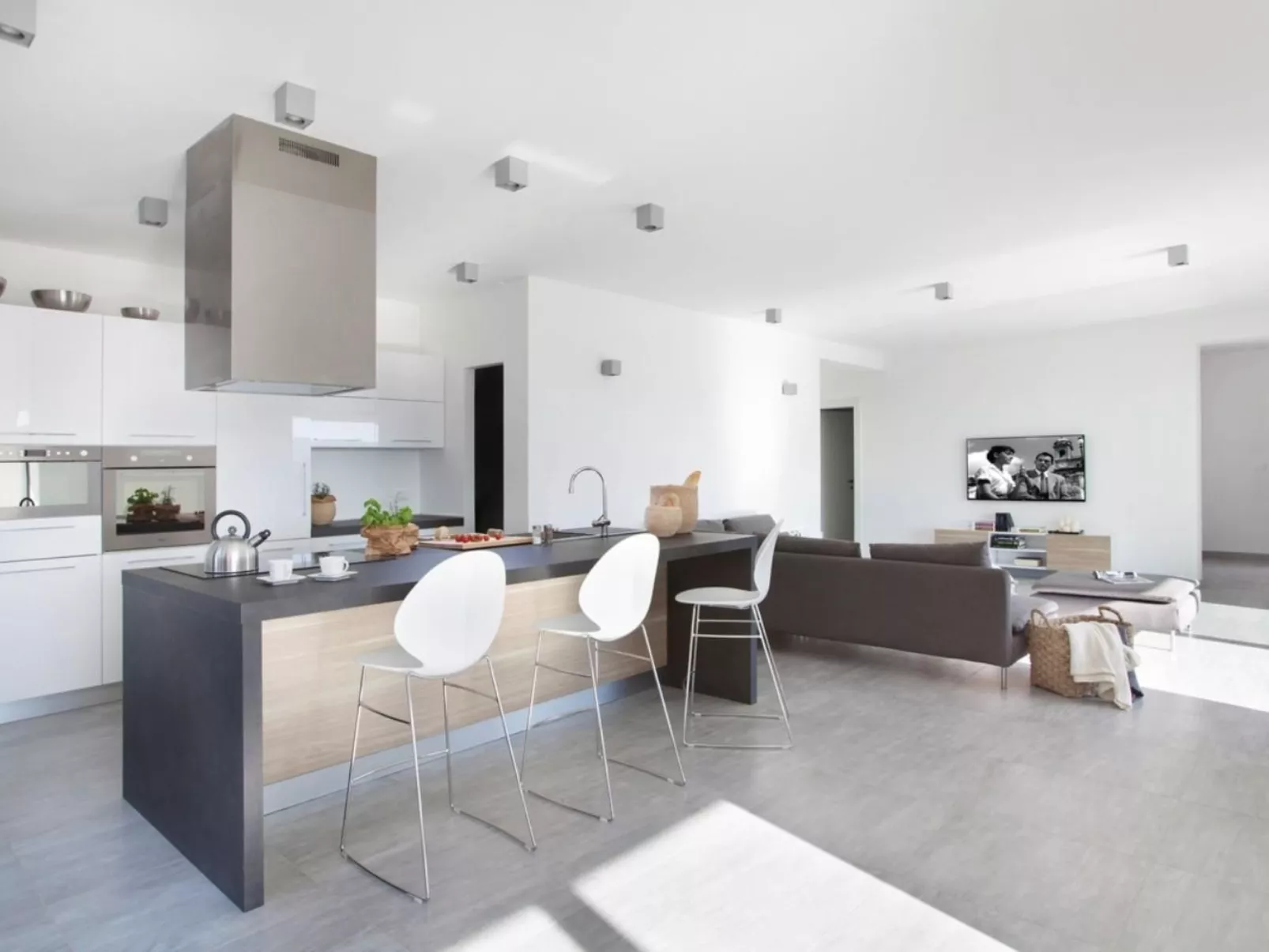 Moderne Villa Arsia mit Pool, gelegen in der Nähe von Labin-Image-tags.info