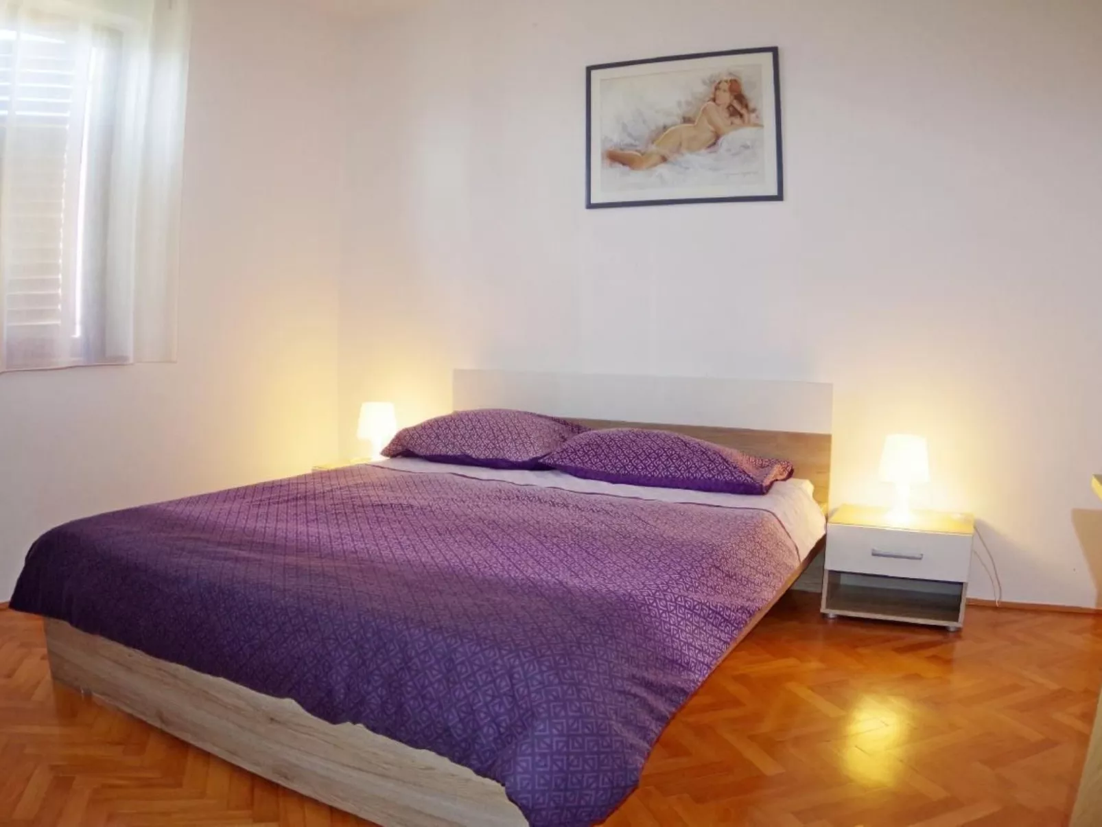 Mit privatem Pool und Garten-Binnen