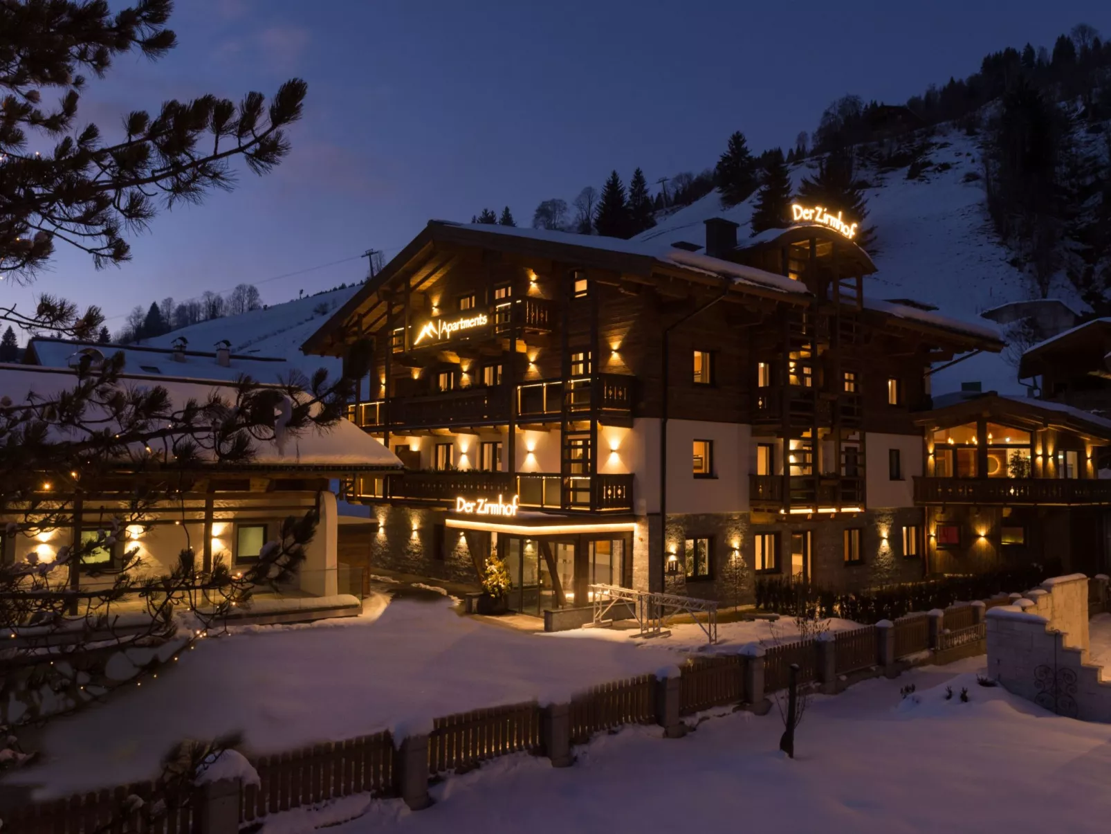 Zirmhof Apartments-Buiten