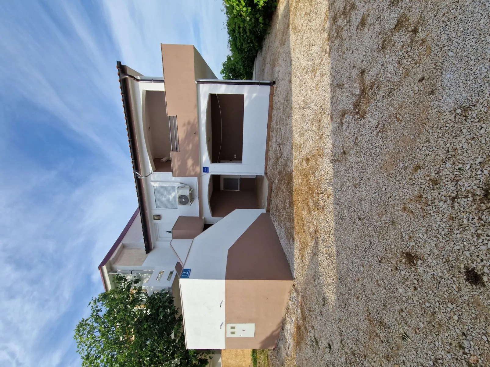 Ema erste Etage mit offener Terrasse-Image-tags.info