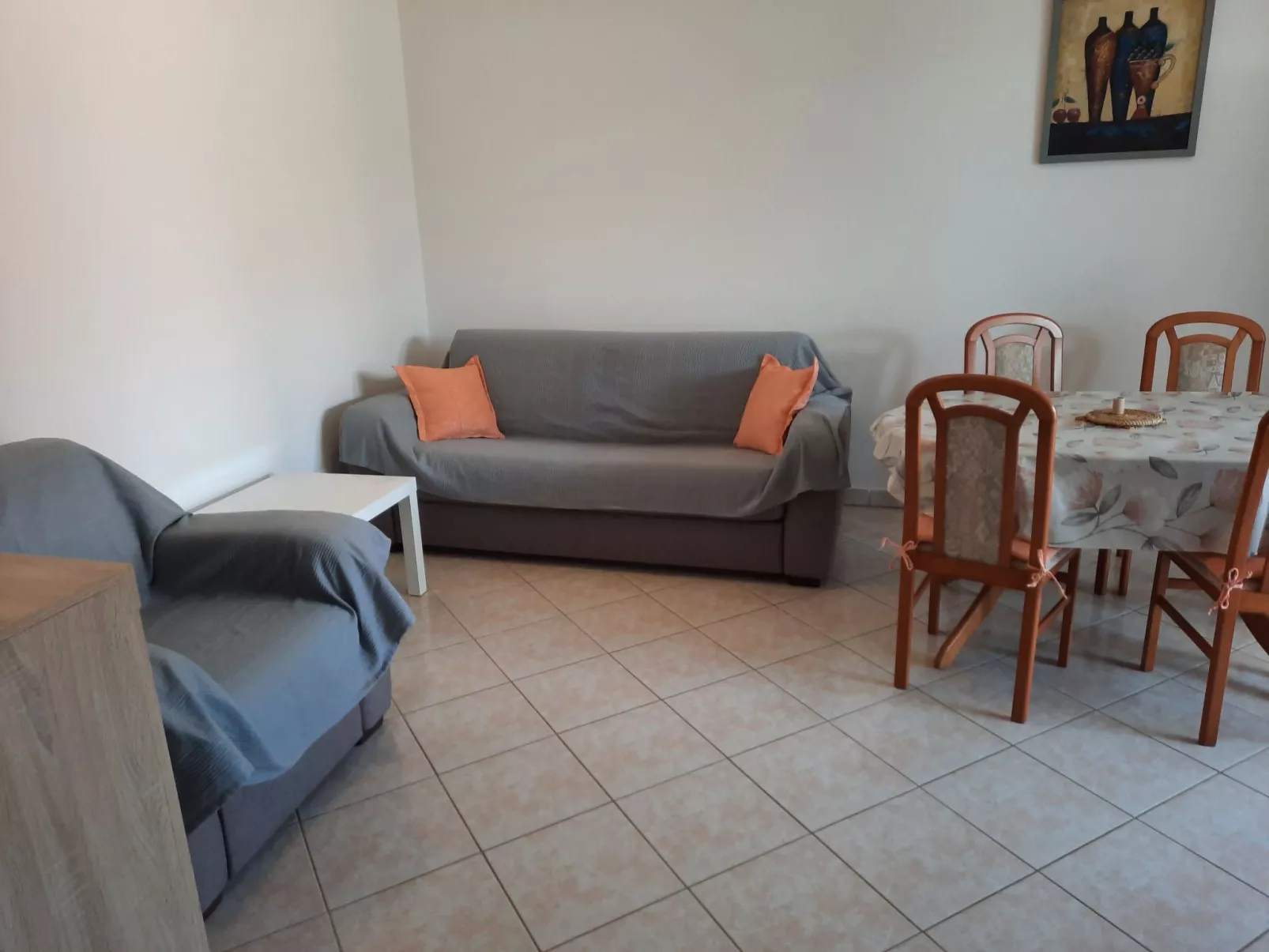 Mit privater Terrasse-Binnen