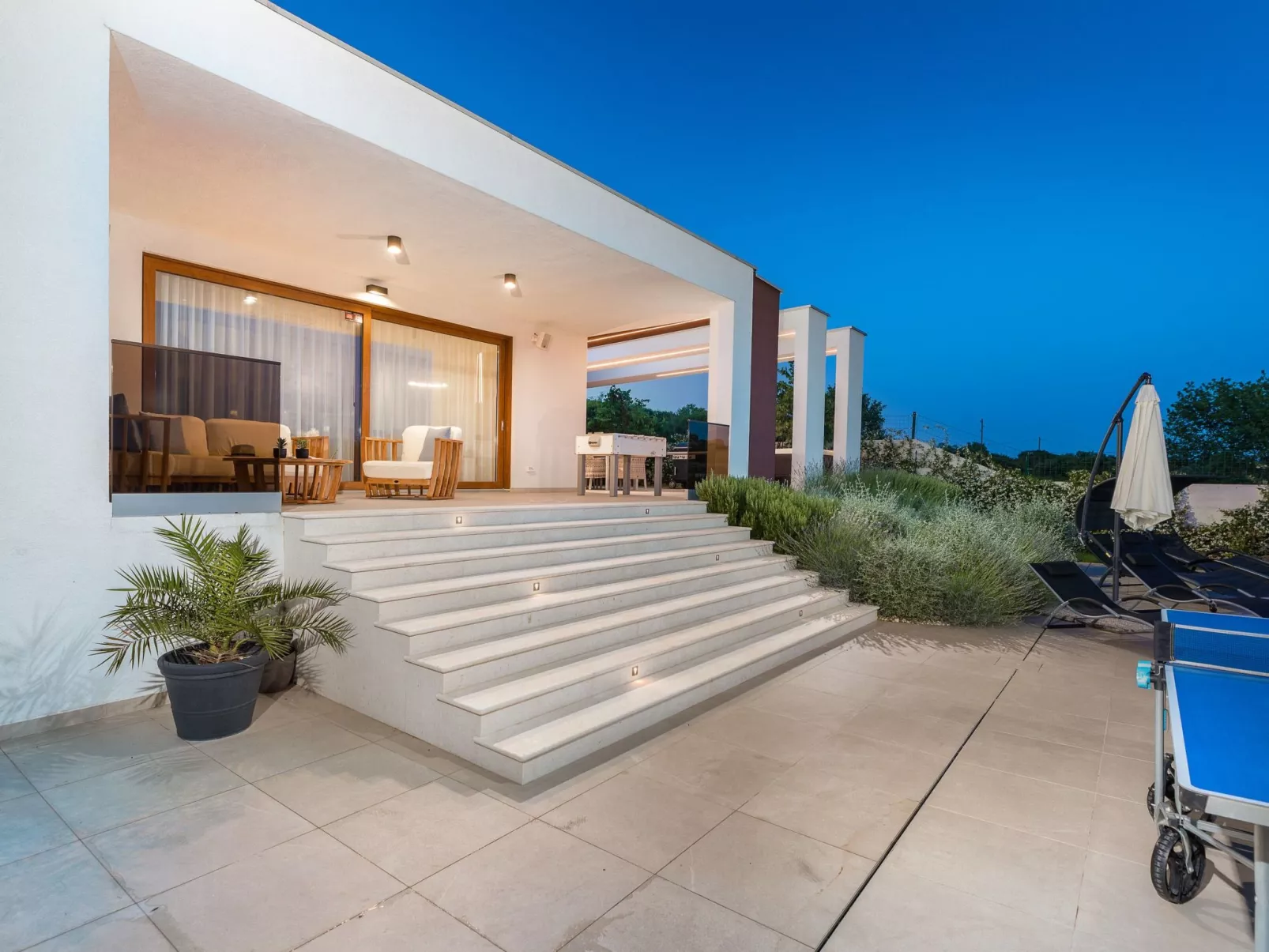 Villa Grofica, beheizter Pool, Taverne, Strandnähe-Image-tags.info