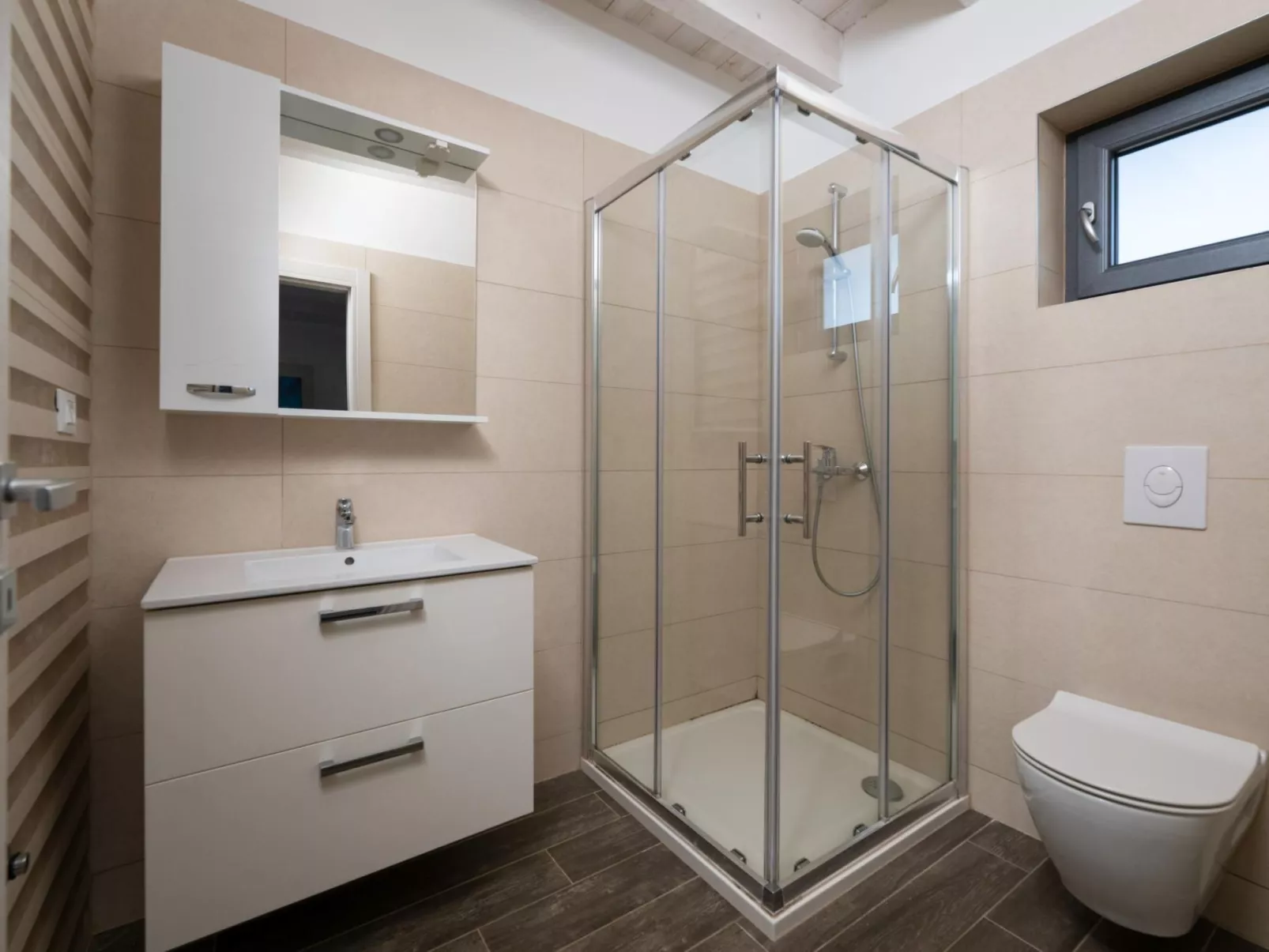 Villa Sole am Meer mit Pool, Sauna, Whirlpool-Image-tags.info