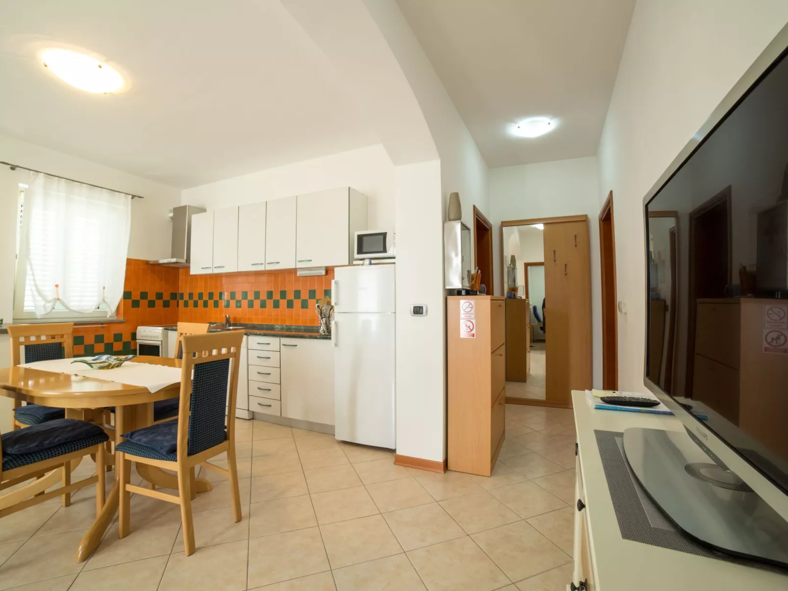 Wohnung mit Terrasse-Binnen