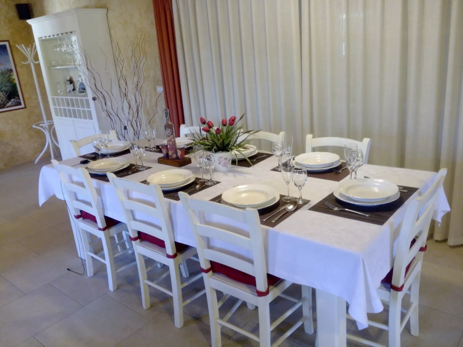 Für 8 Personen und 2 Kinder in Segotici, Istrien (Südküste von Istrien)-Image-tags.info